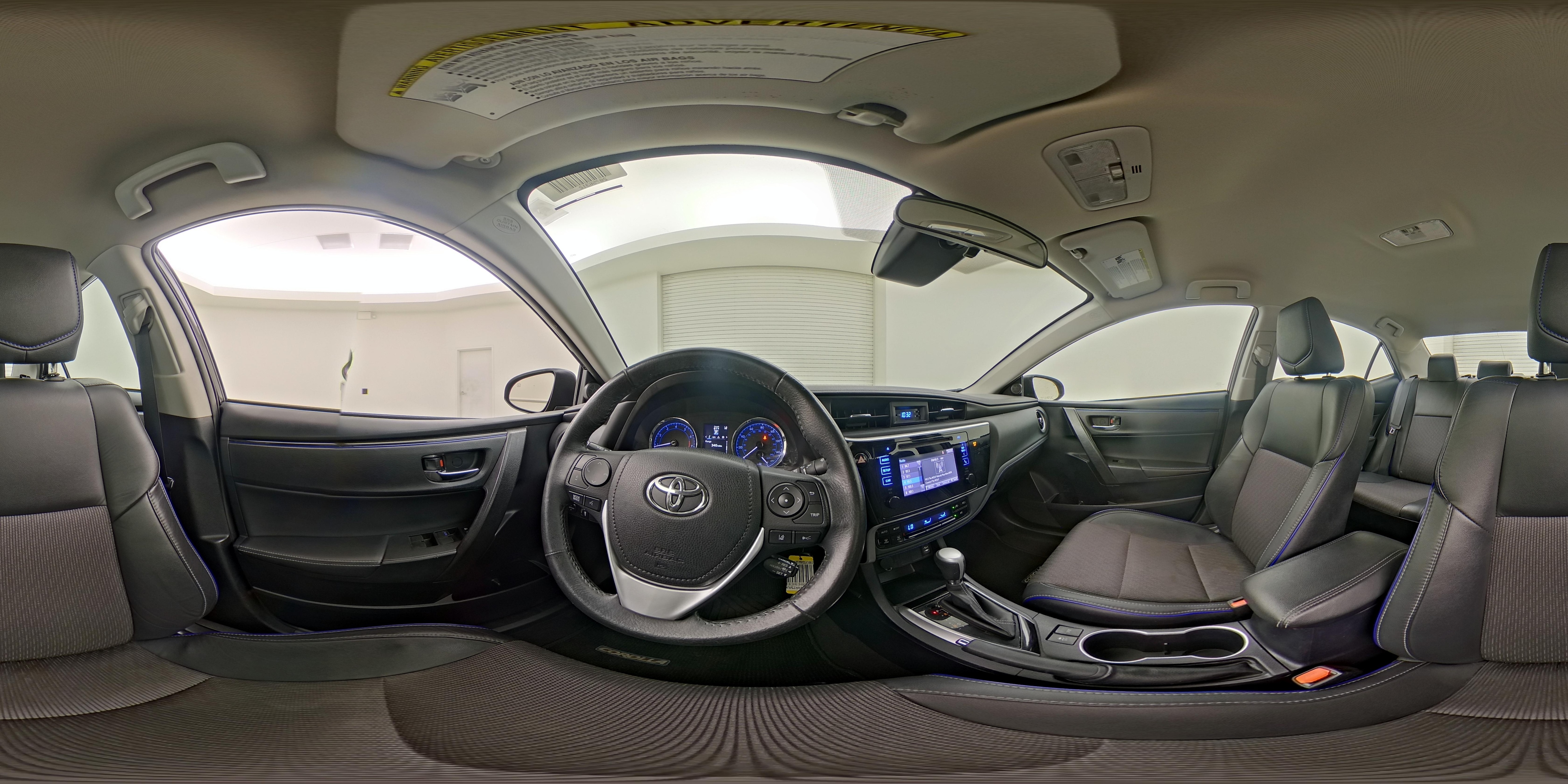 2017 Toyota Corolla SE - Photo 26