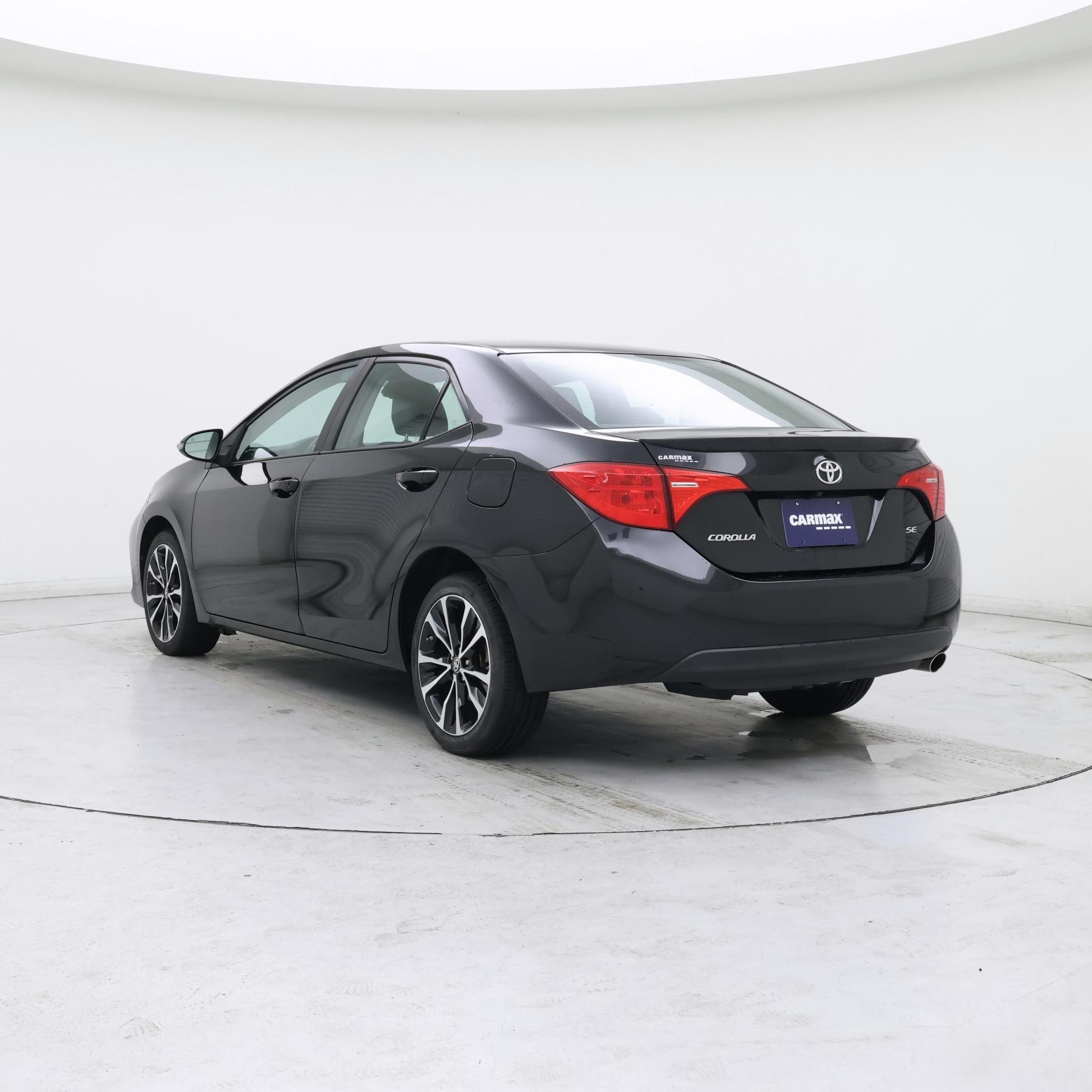 Thumbnail: 2017 Toyota Corolla - 2