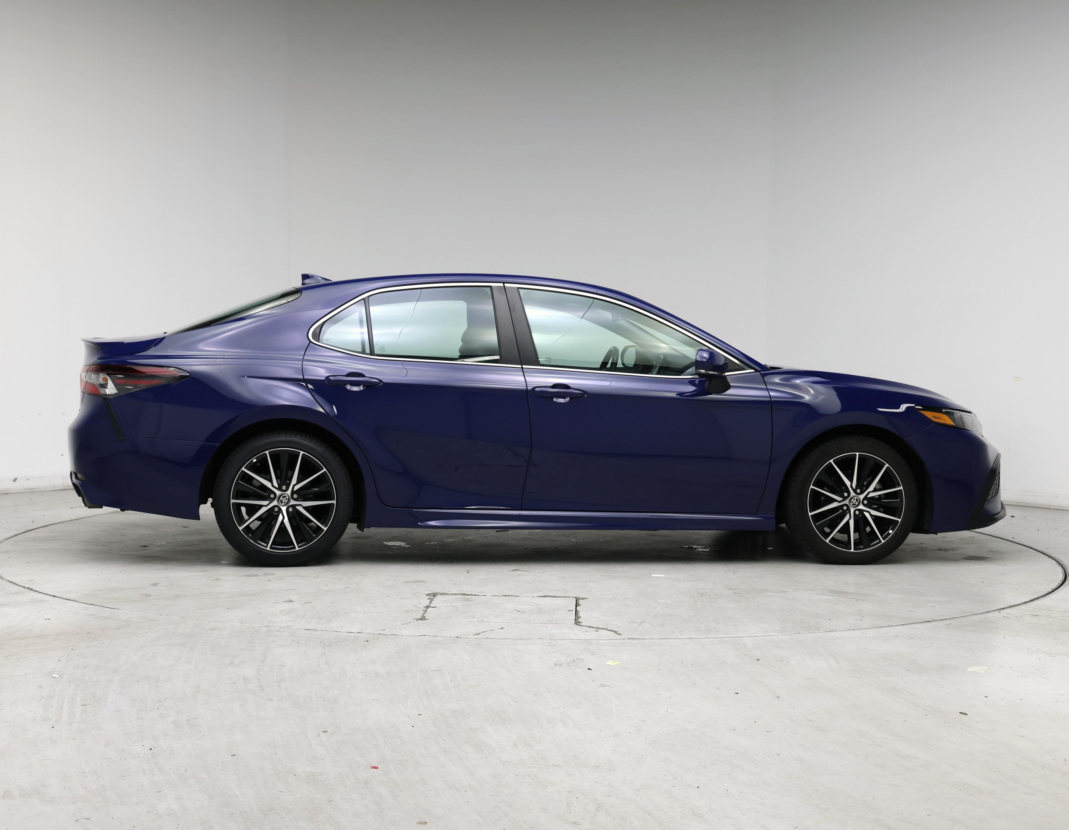 Thumbnail: 2023 Toyota Camry - 7