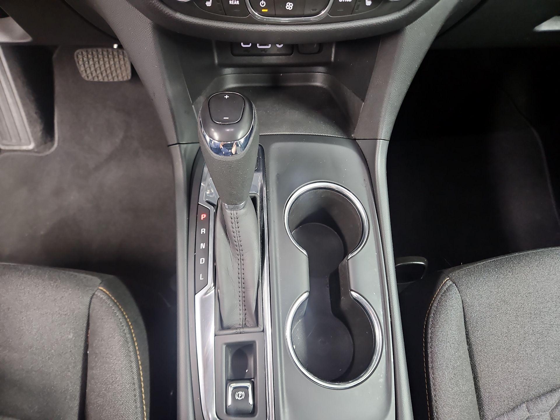 Thumbnail: 2020 Chevrolet Equinox - 18