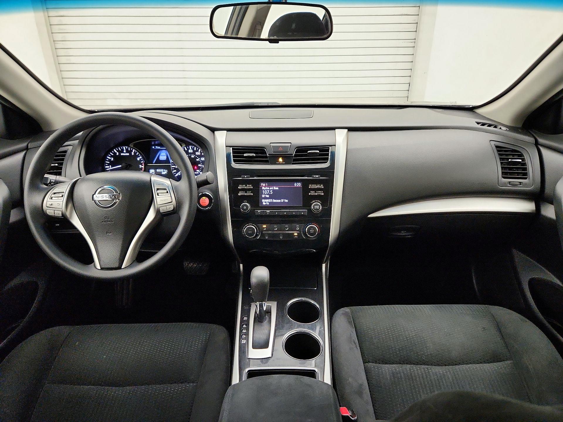 Thumbnail: 2014 Nissan Altima - 9
