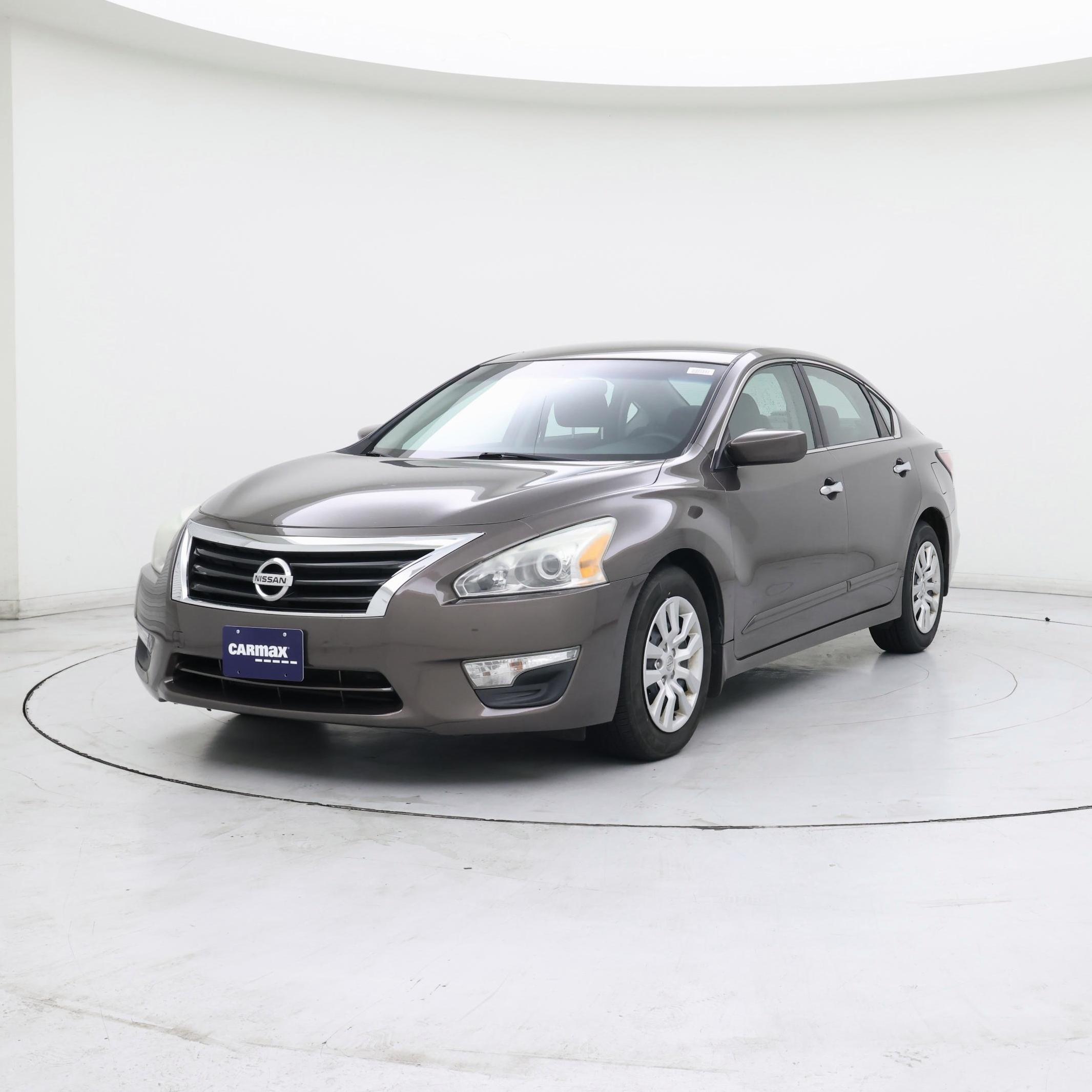 Thumbnail: 2014 Nissan Altima - 4