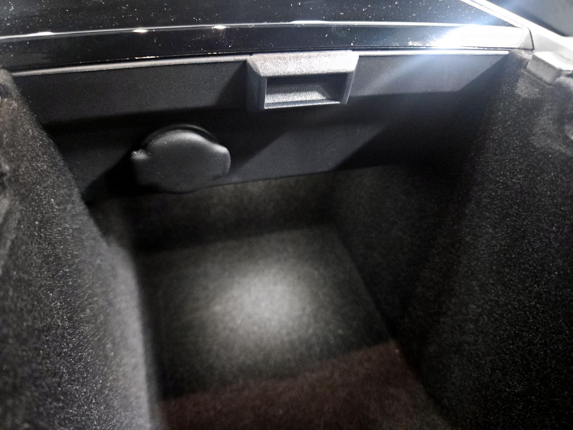 Thumbnail: 2020 Tesla Model 3 - 18