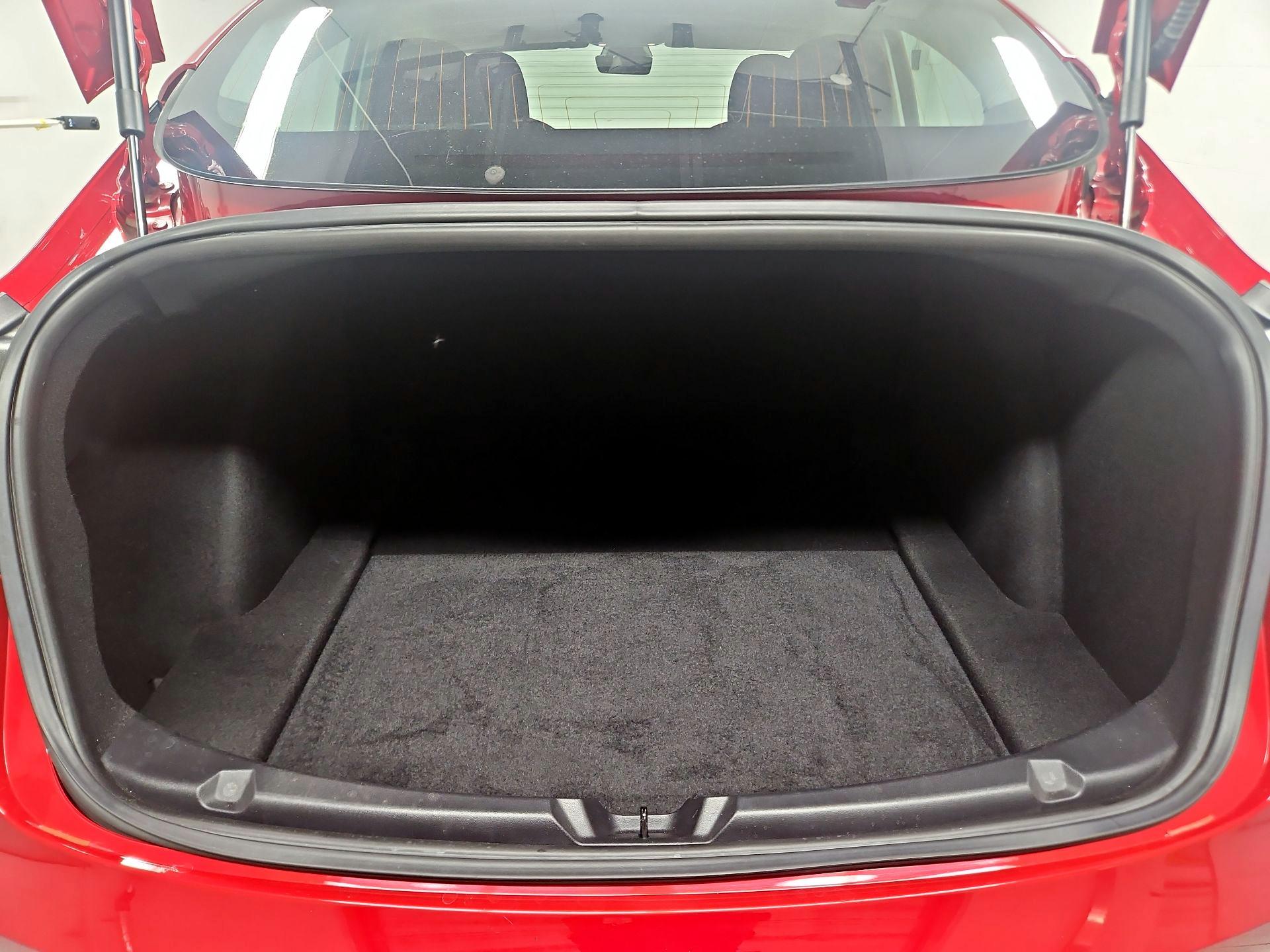 Thumbnail: 2020 Tesla Model 3 - 20