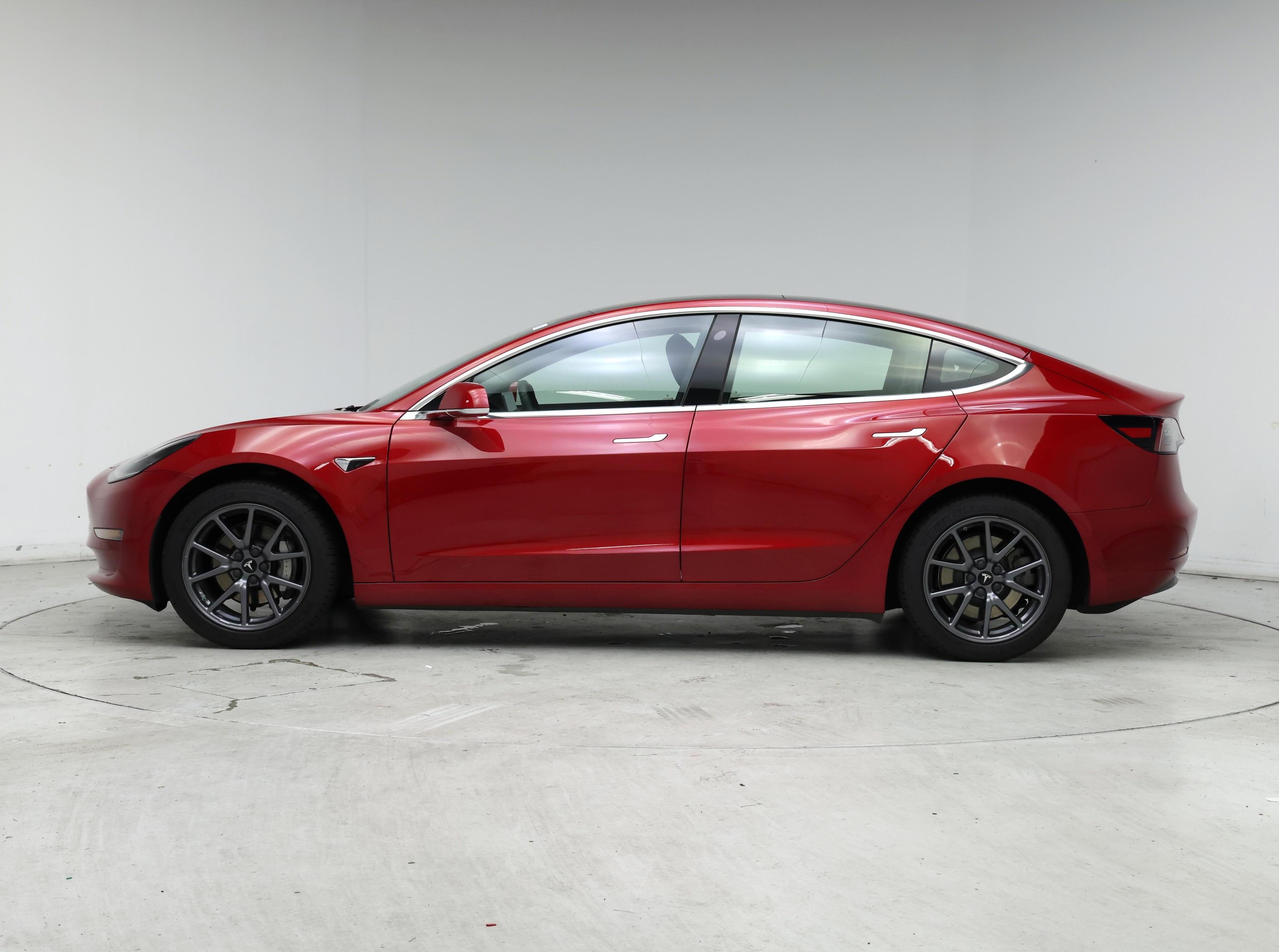 Thumbnail: 2020 Tesla Model 3 - 3