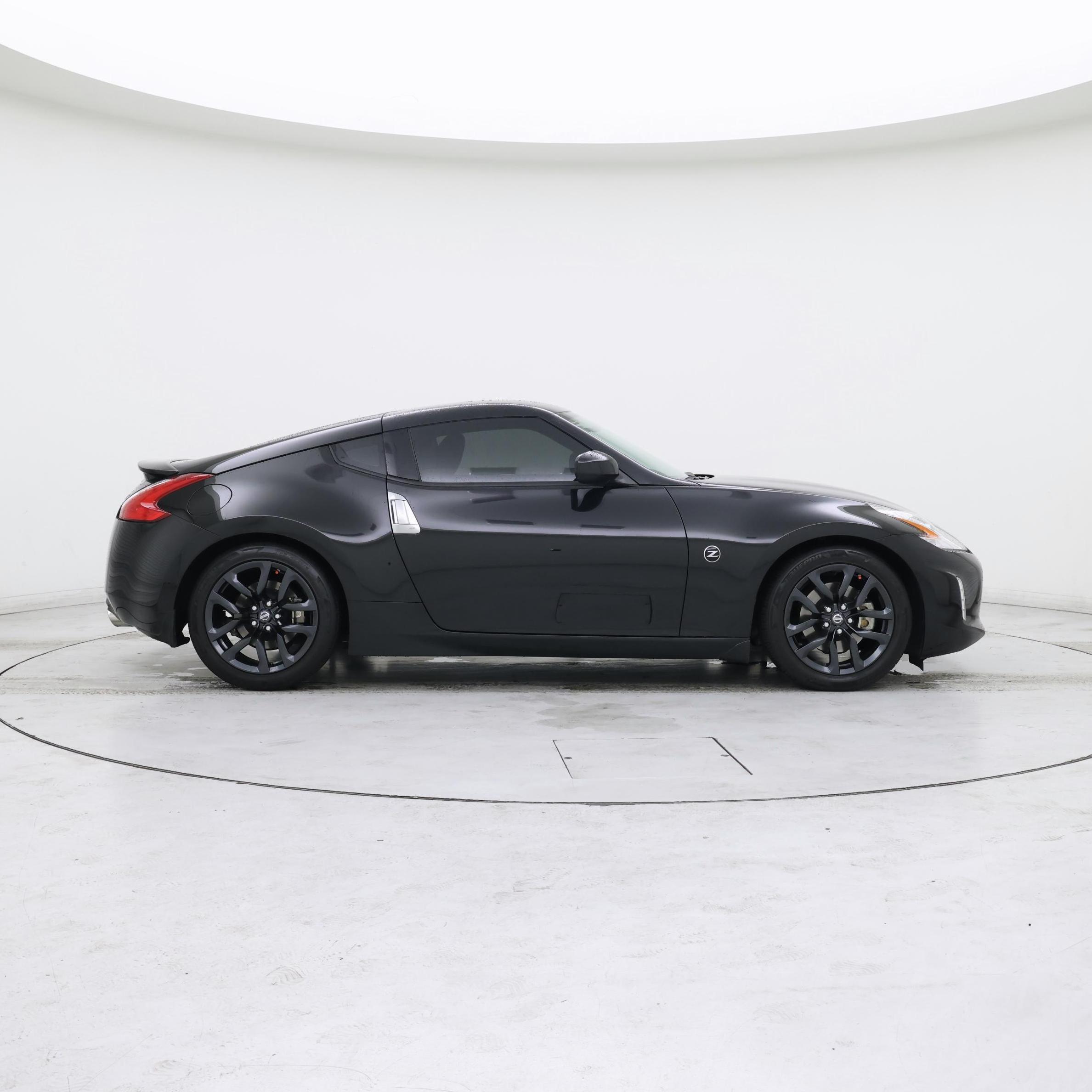 Thumbnail: 2017 Nissan Z - 7