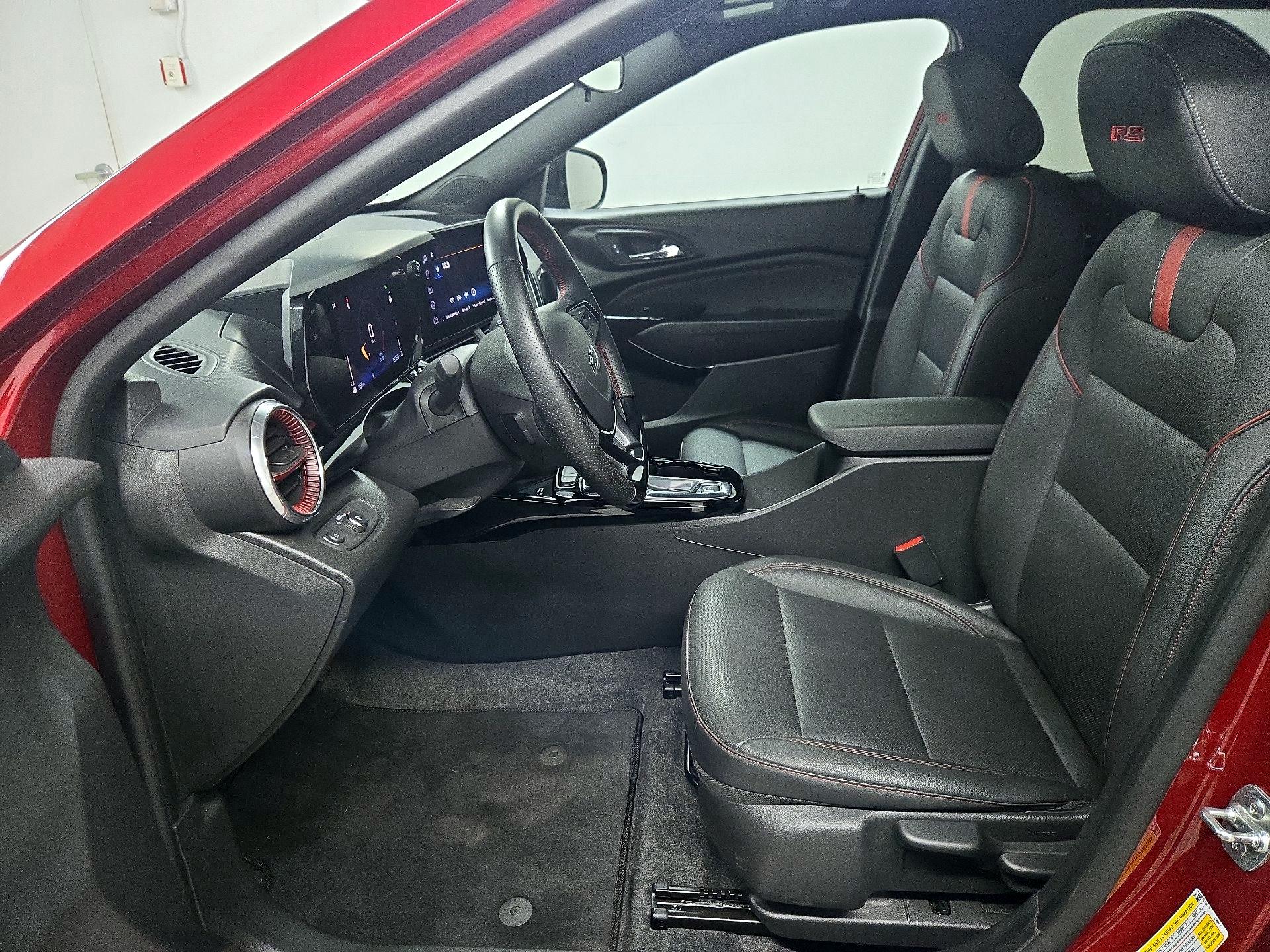 Thumbnail: 2025 Chevrolet Trax - 11