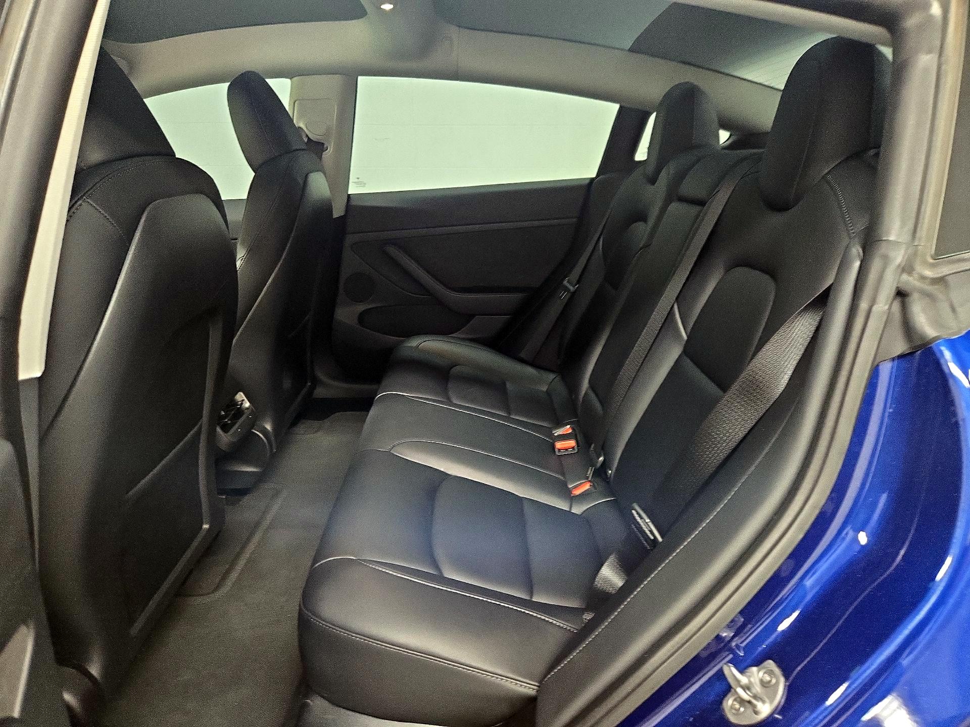 Thumbnail: 2023 Tesla Model 3 - 20