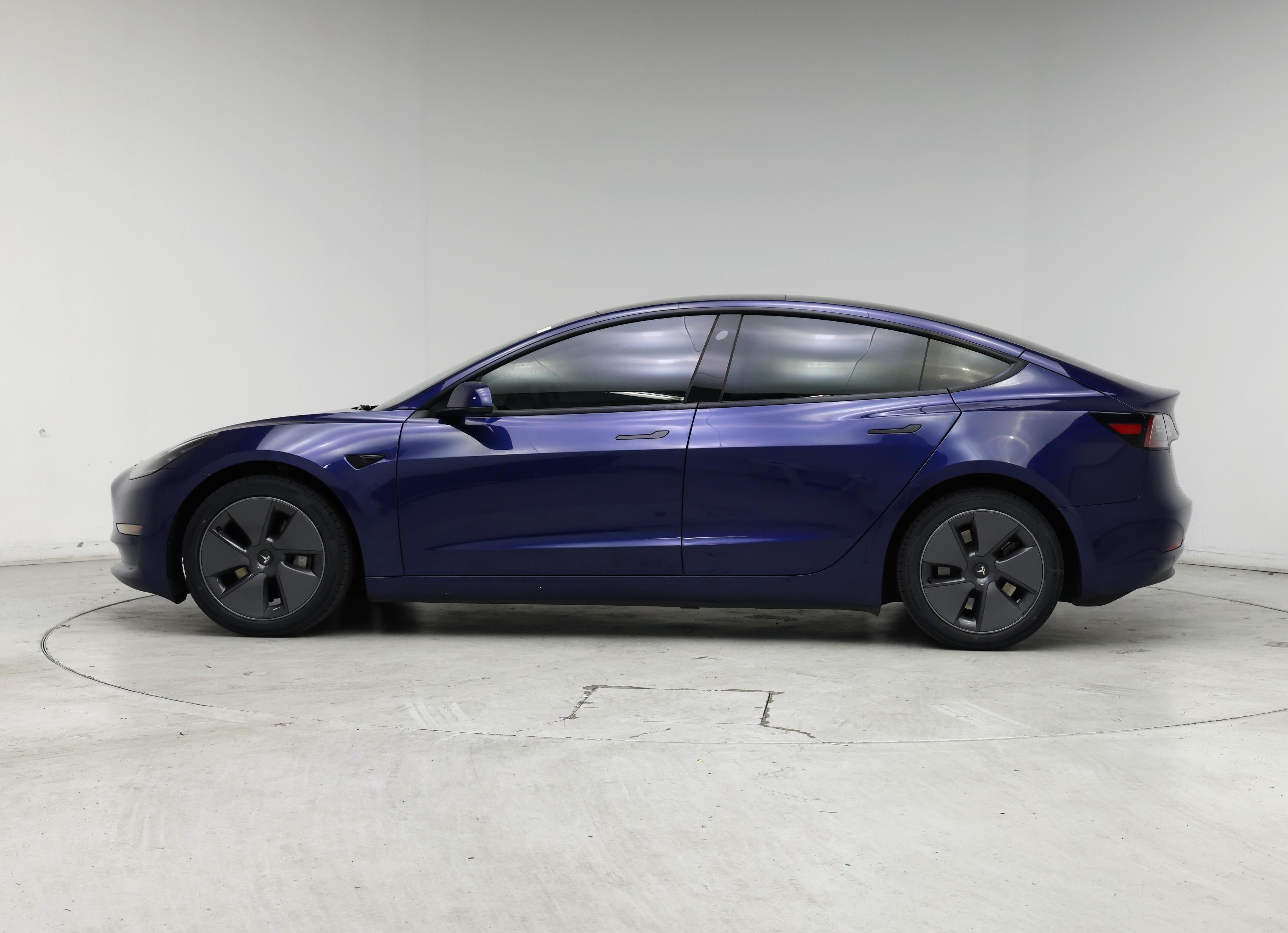 Thumbnail: 2023 Tesla Model 3 - 3