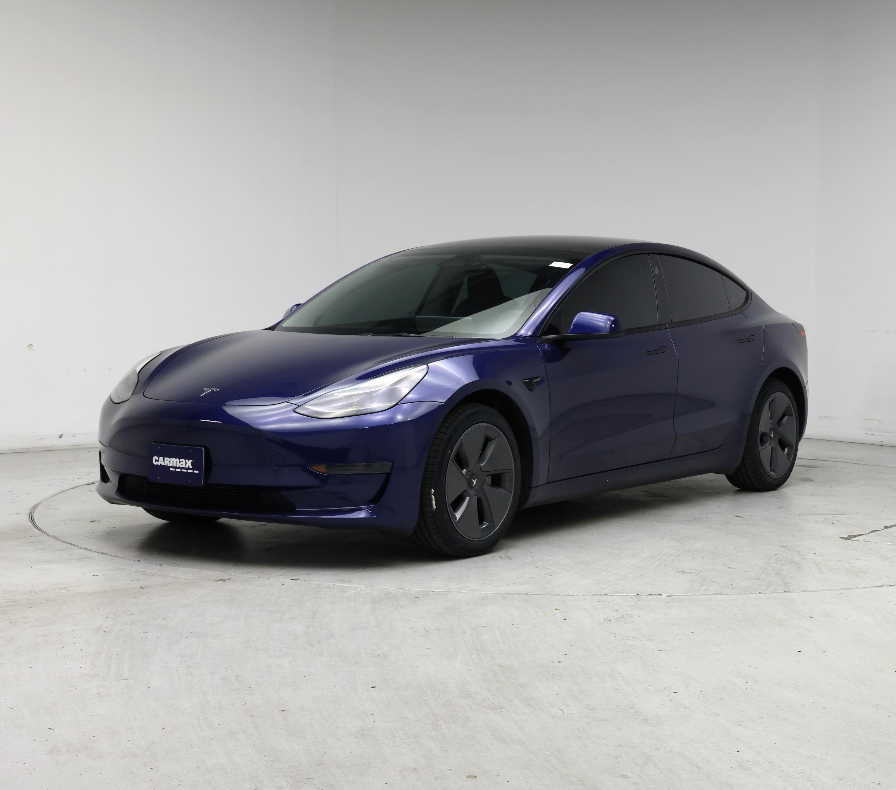 Thumbnail: 2023 Tesla Model 3 - 4