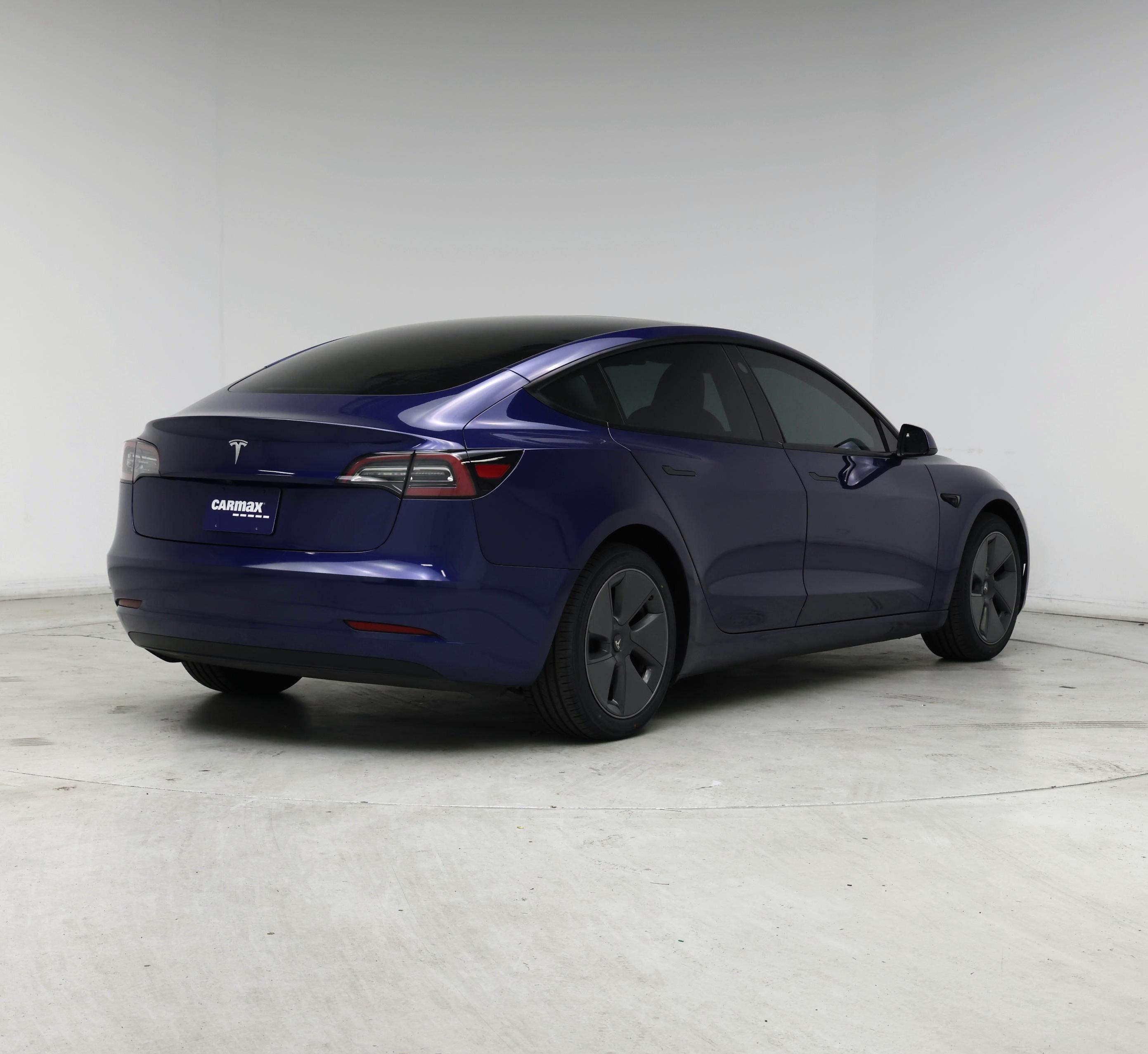Thumbnail: 2023 Tesla Model 3 - 8