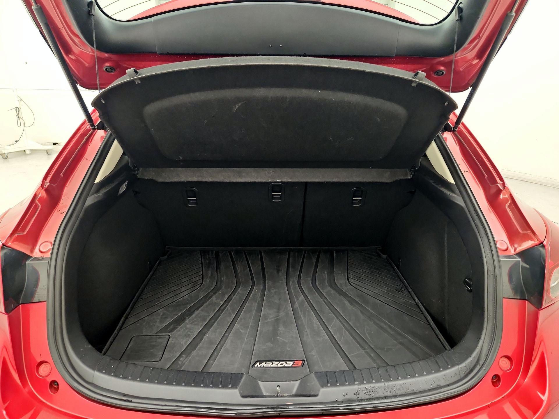 Thumbnail: 2016 Mazda Mazda3 - 20