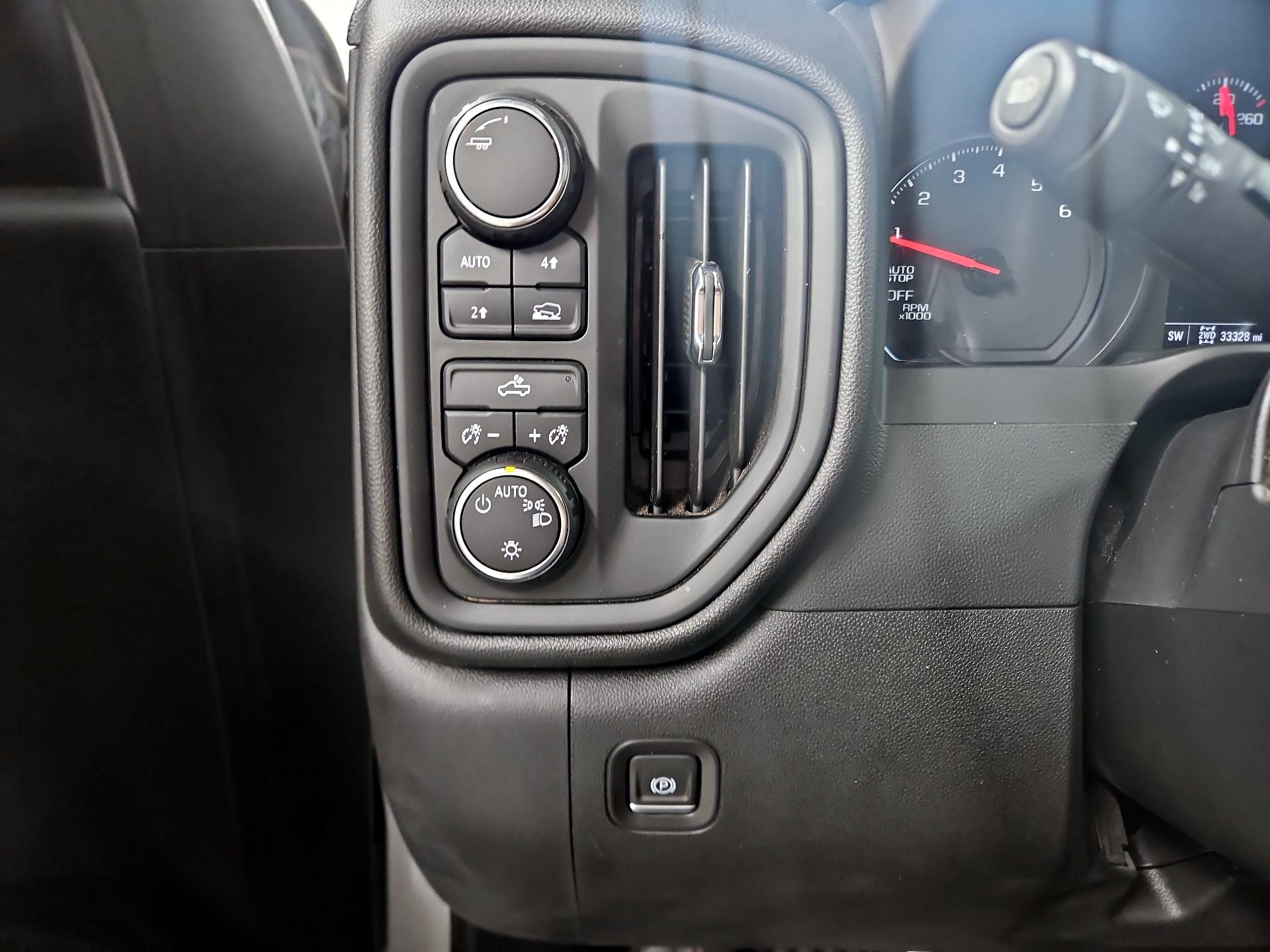 Thumbnail: 2024 Chevrolet Silverado 1500 - 13