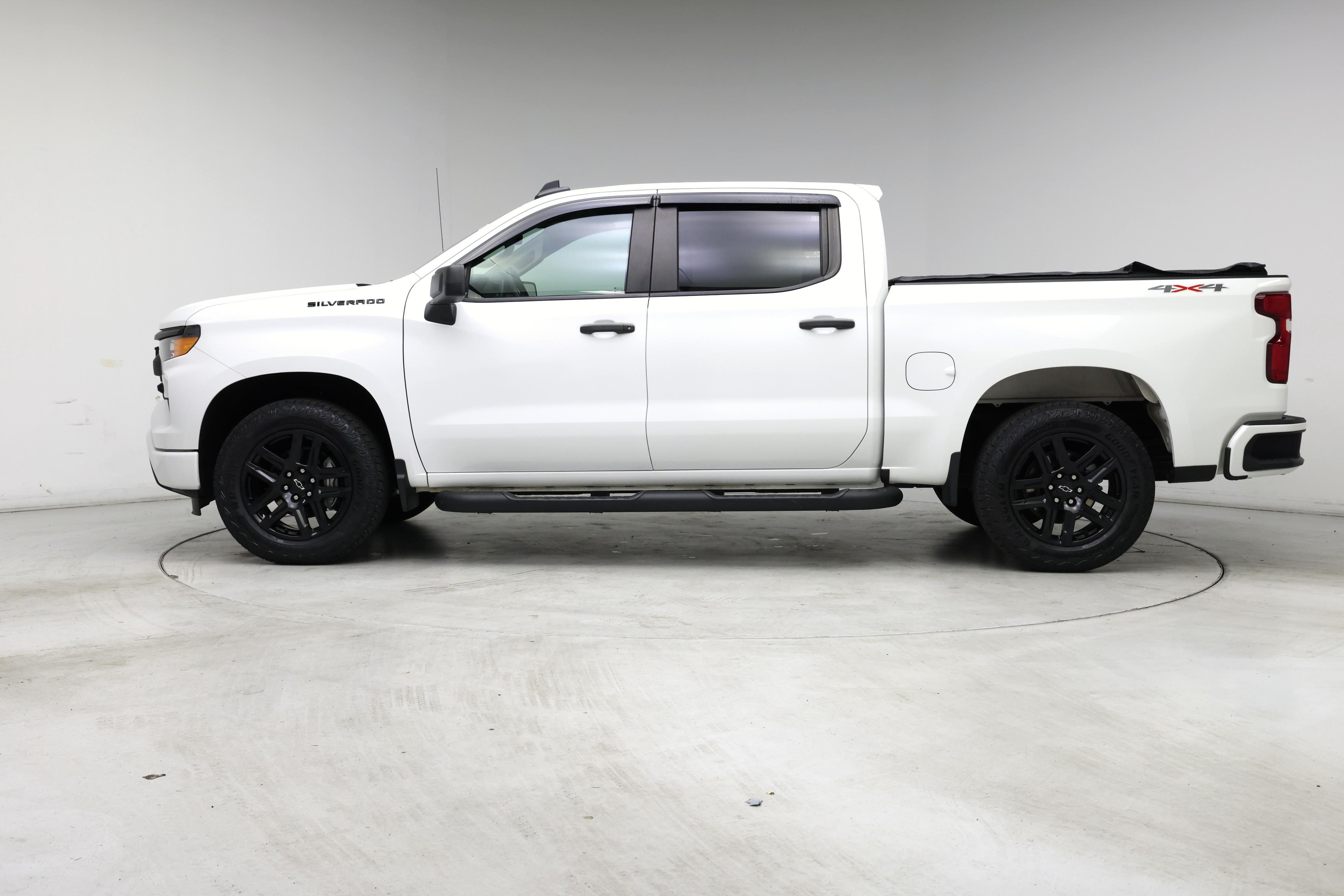 Thumbnail: 2024 Chevrolet Silverado 1500 - 3