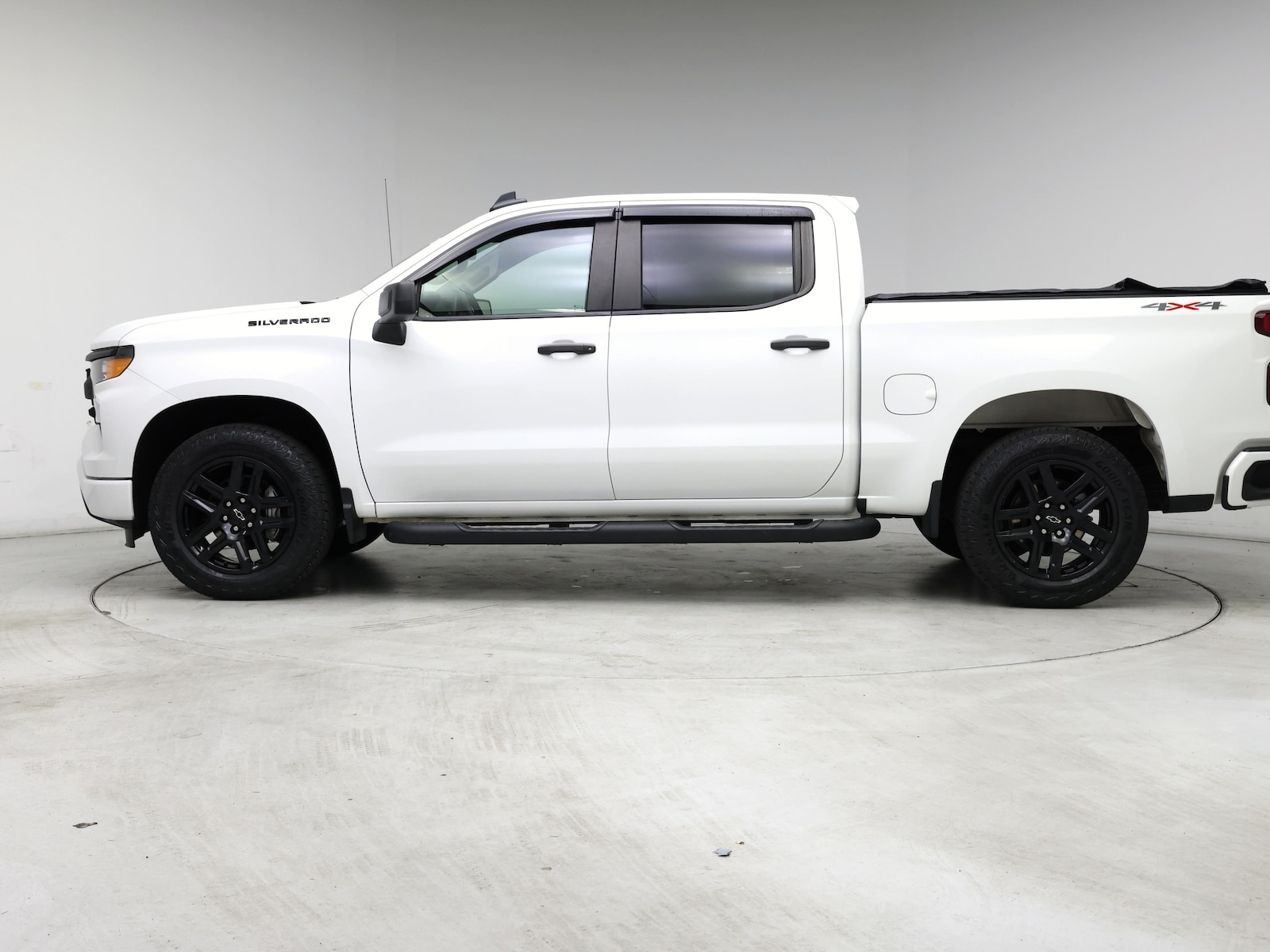 2024 Chevrolet Silverado 1500 Custom - Photo 4