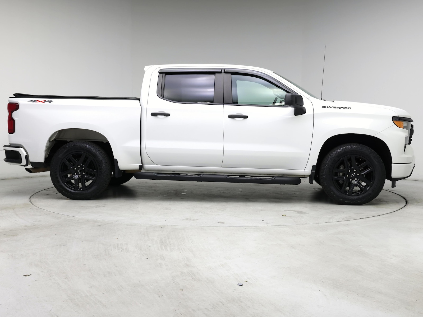 2024 Chevrolet Silverado 1500 Custom - Photo 8