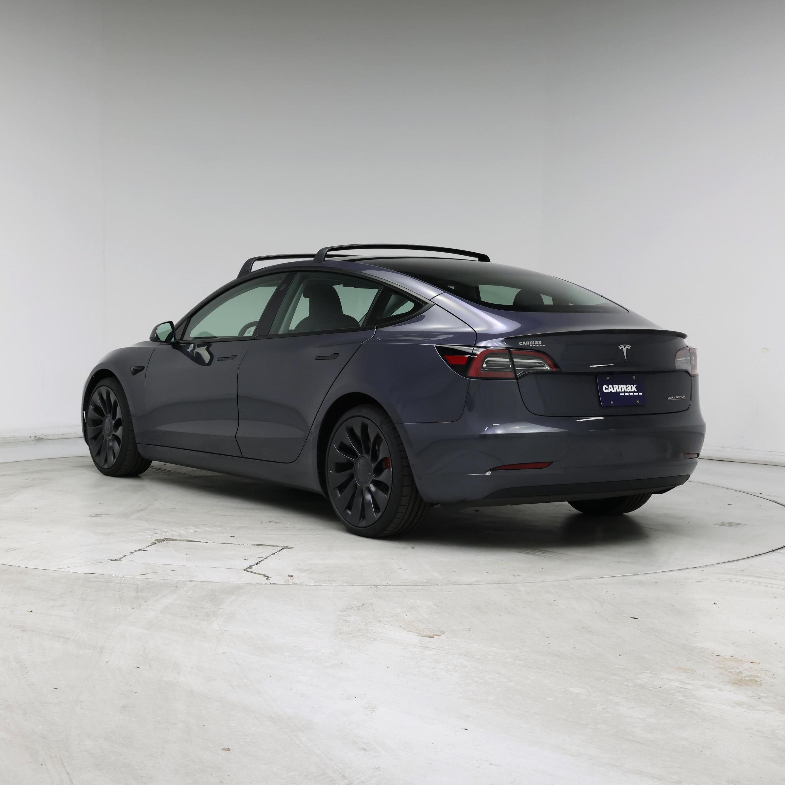 Thumbnail: 2023 Tesla Model 3 - 2