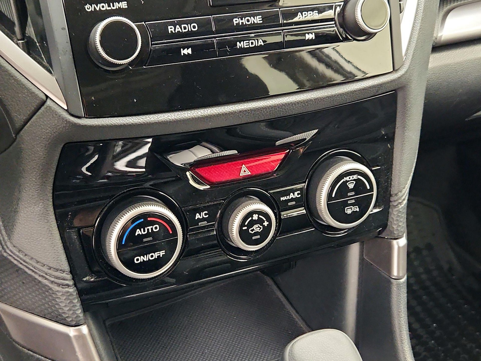 2019 Subaru Forester Premium - Photo 17