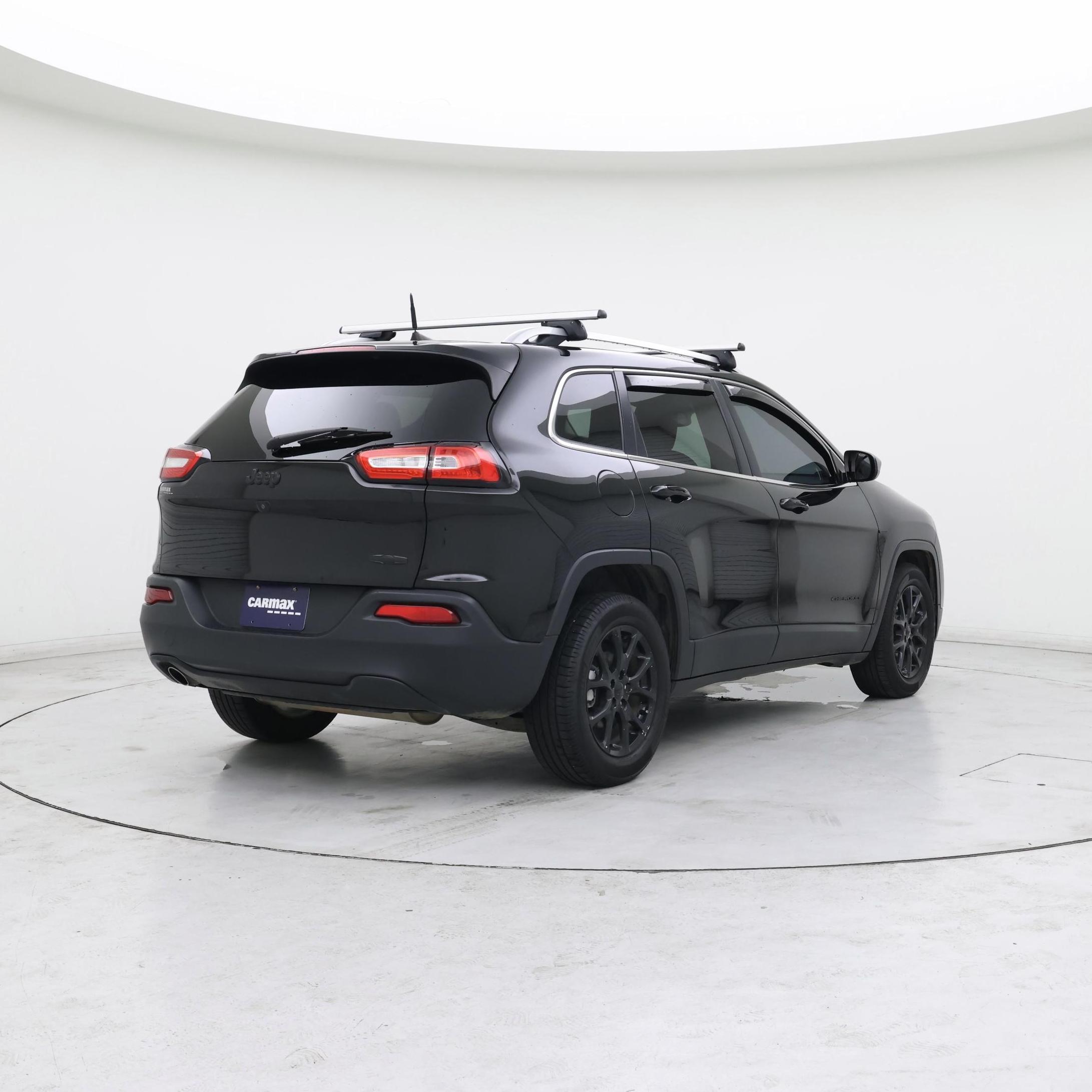 Thumbnail: 2017 Jeep Cherokee - 8