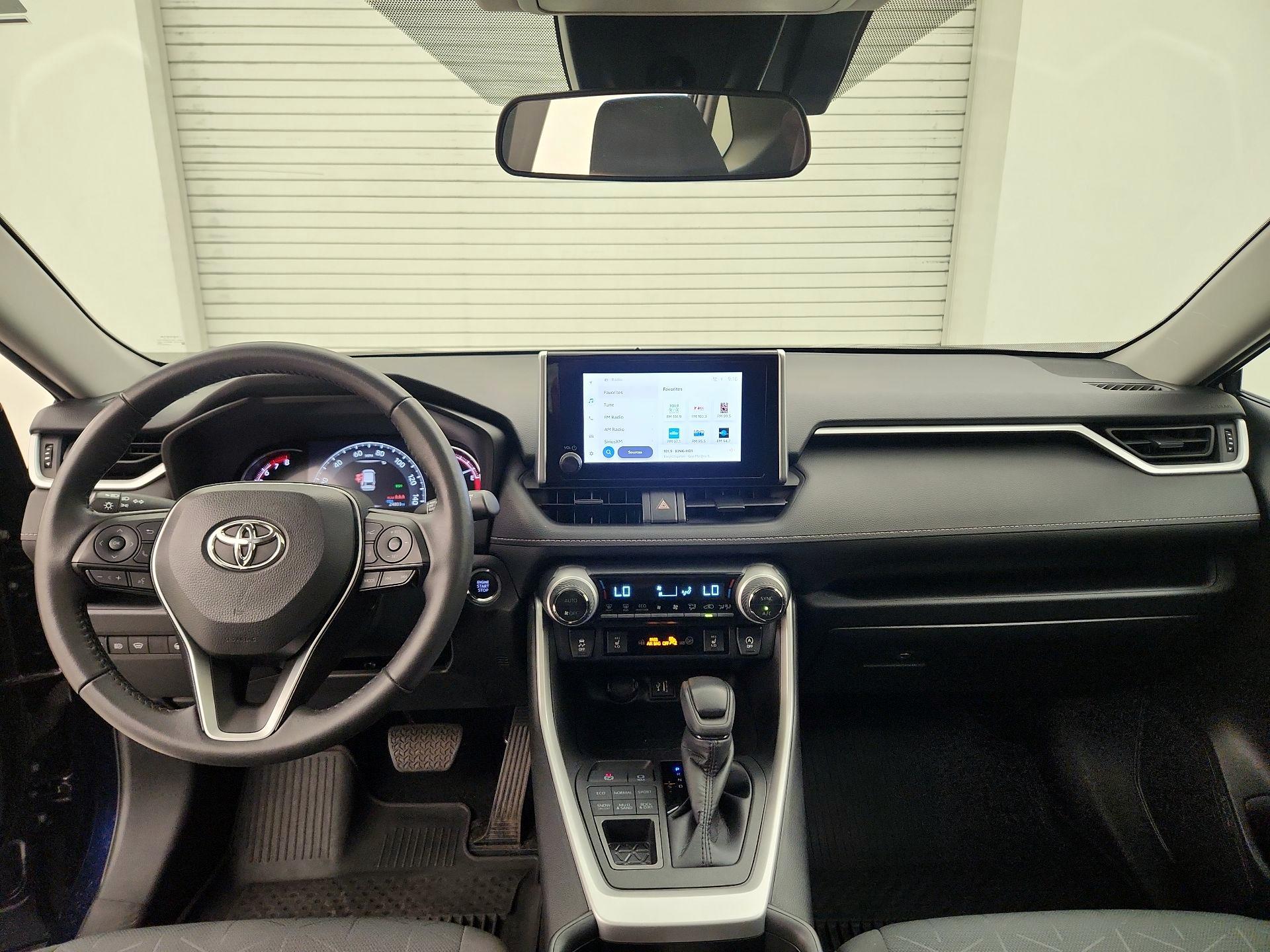 Thumbnail: 2023 Toyota RAV4 - 9
