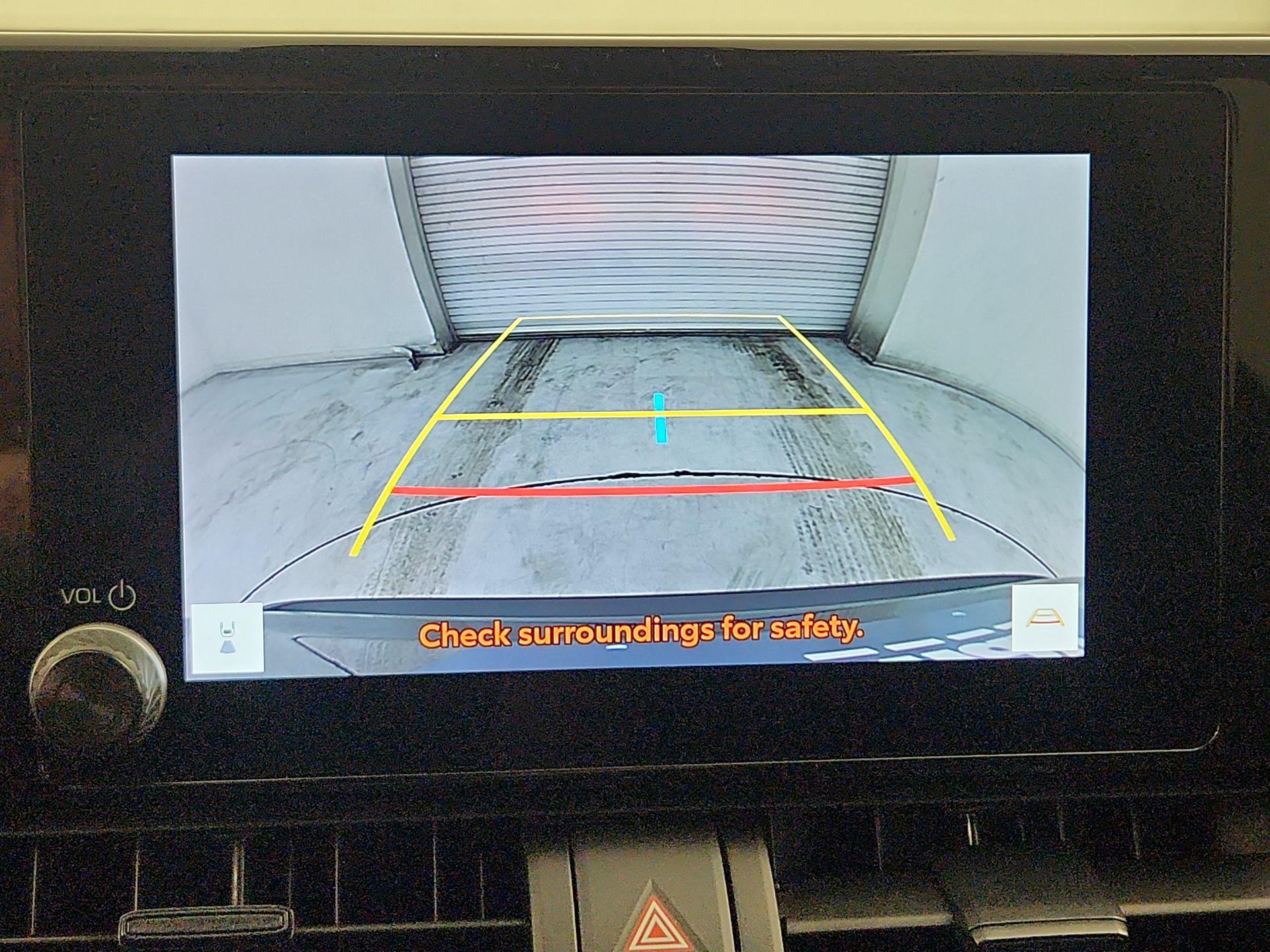 Thumbnail: 2023 Toyota RAV4 - 15