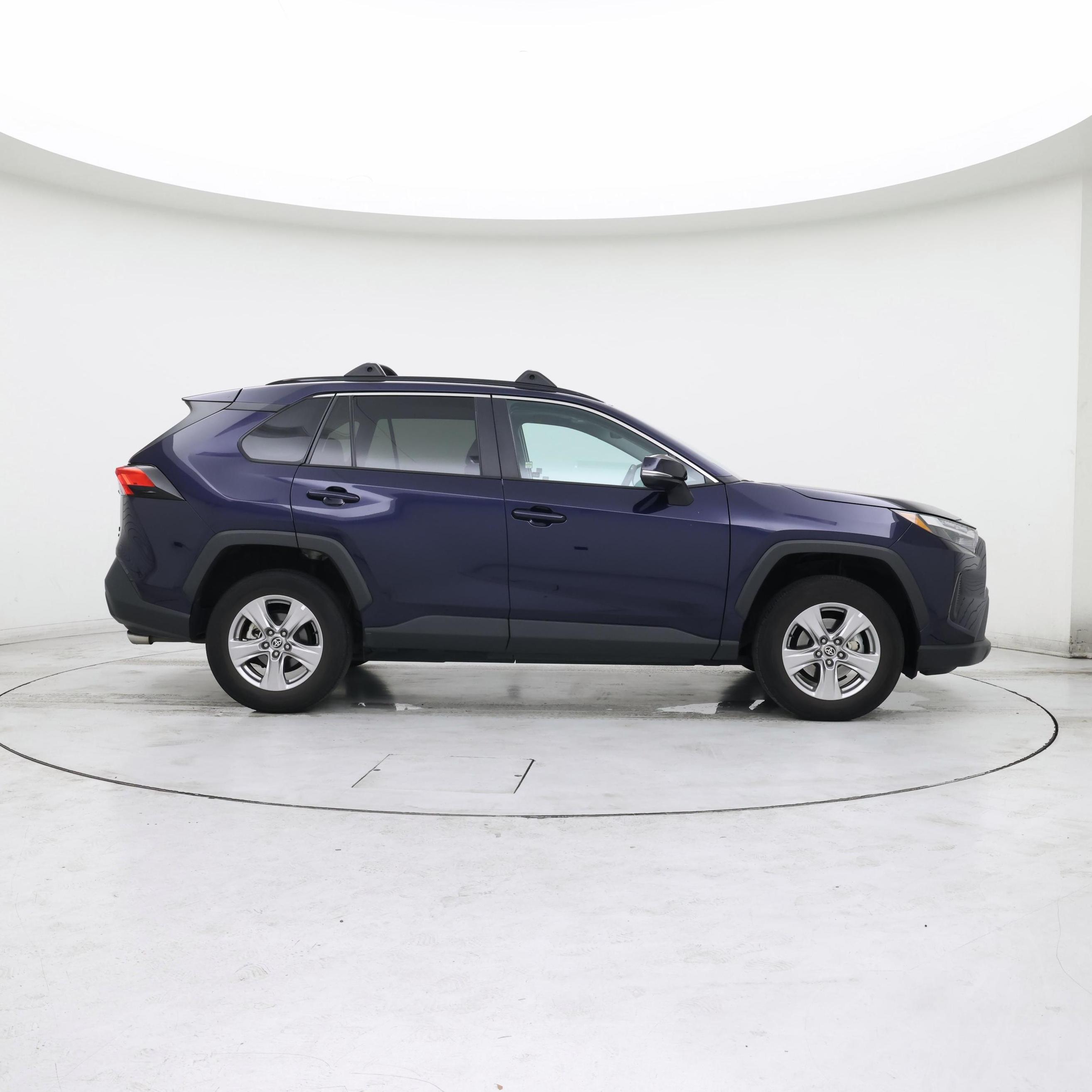Thumbnail: 2023 Toyota RAV4 - 7