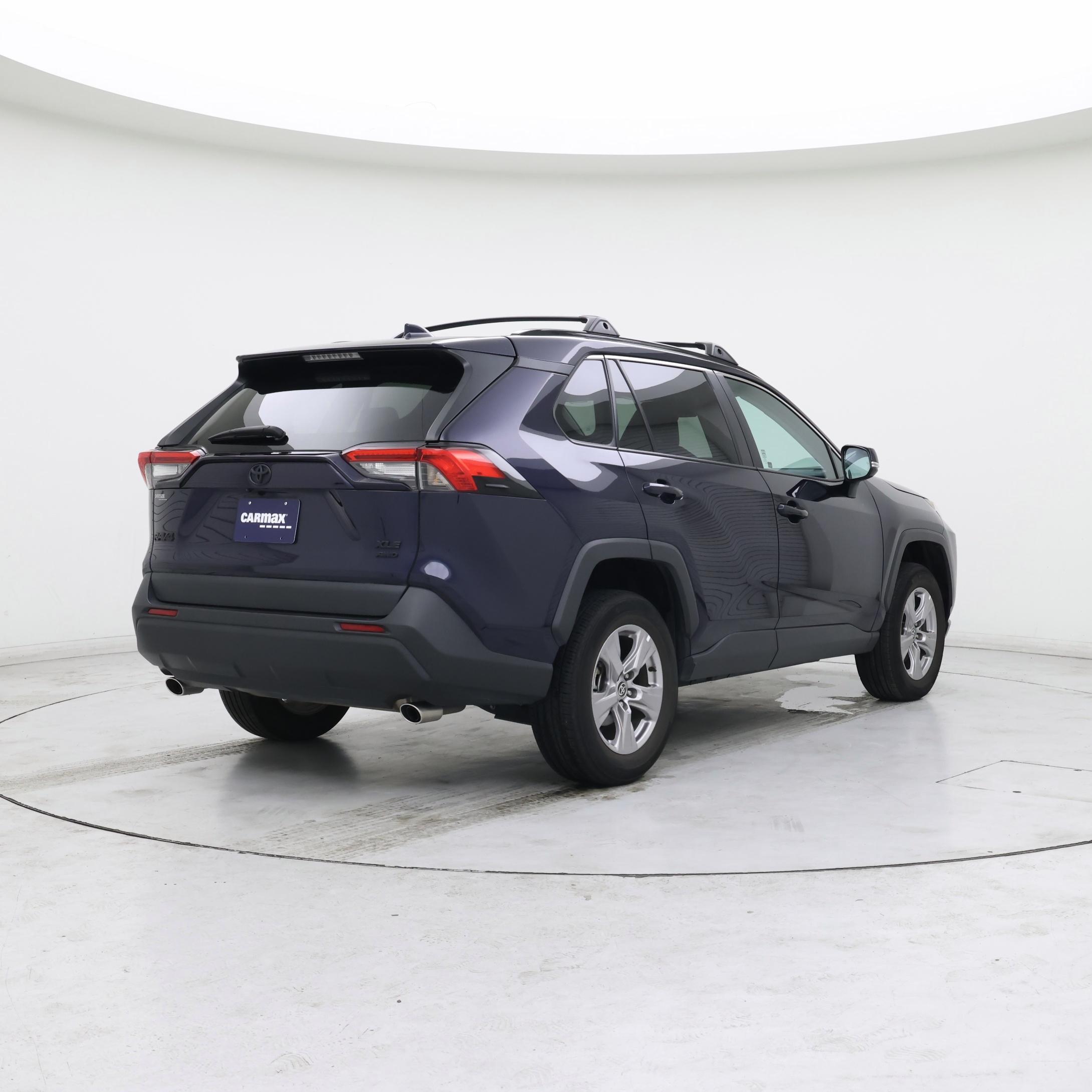 Thumbnail: 2023 Toyota RAV4 - 8