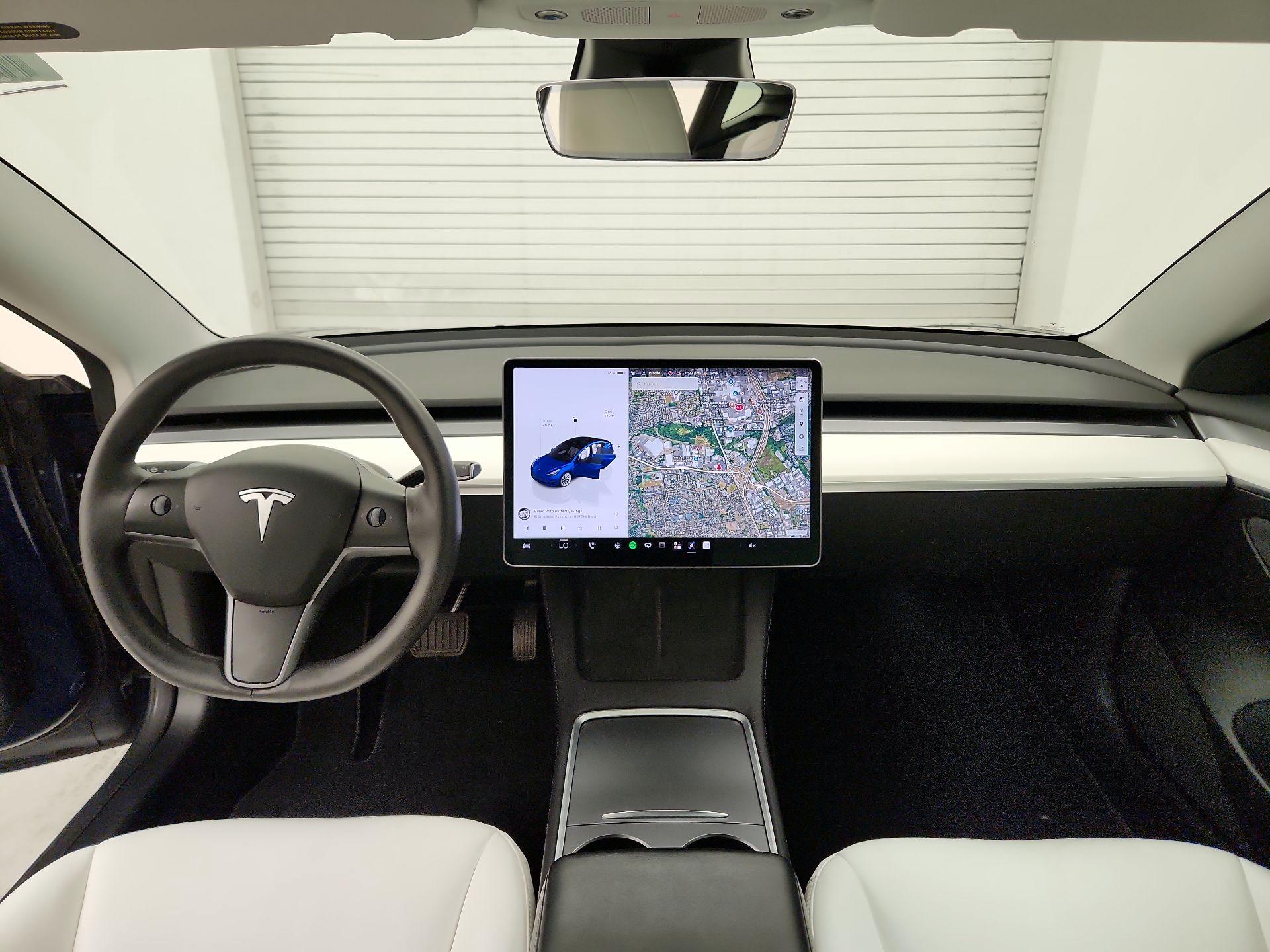 Thumbnail: 2022 Tesla Model 3 - 9