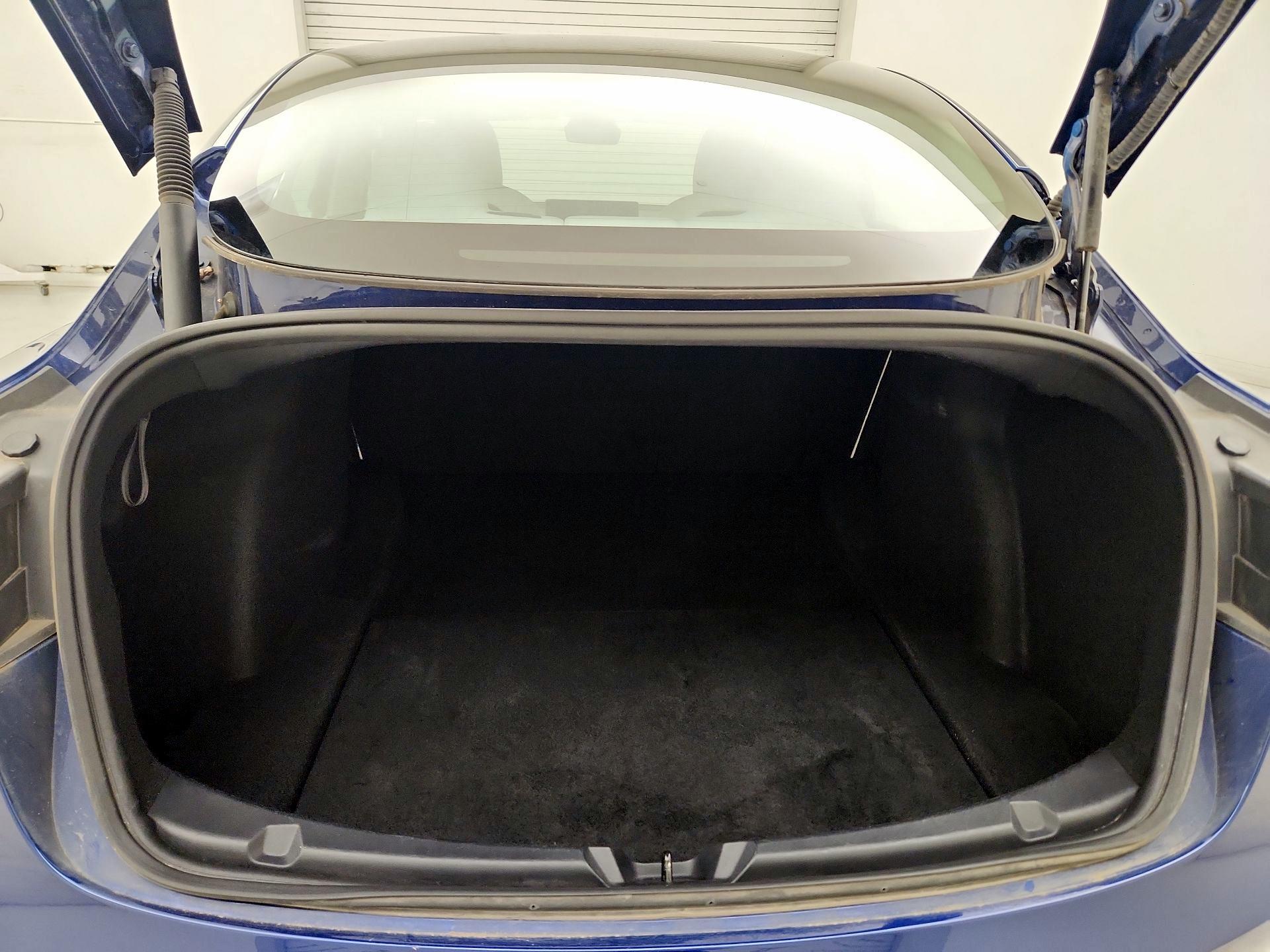 Thumbnail: 2022 Tesla Model 3 - 20