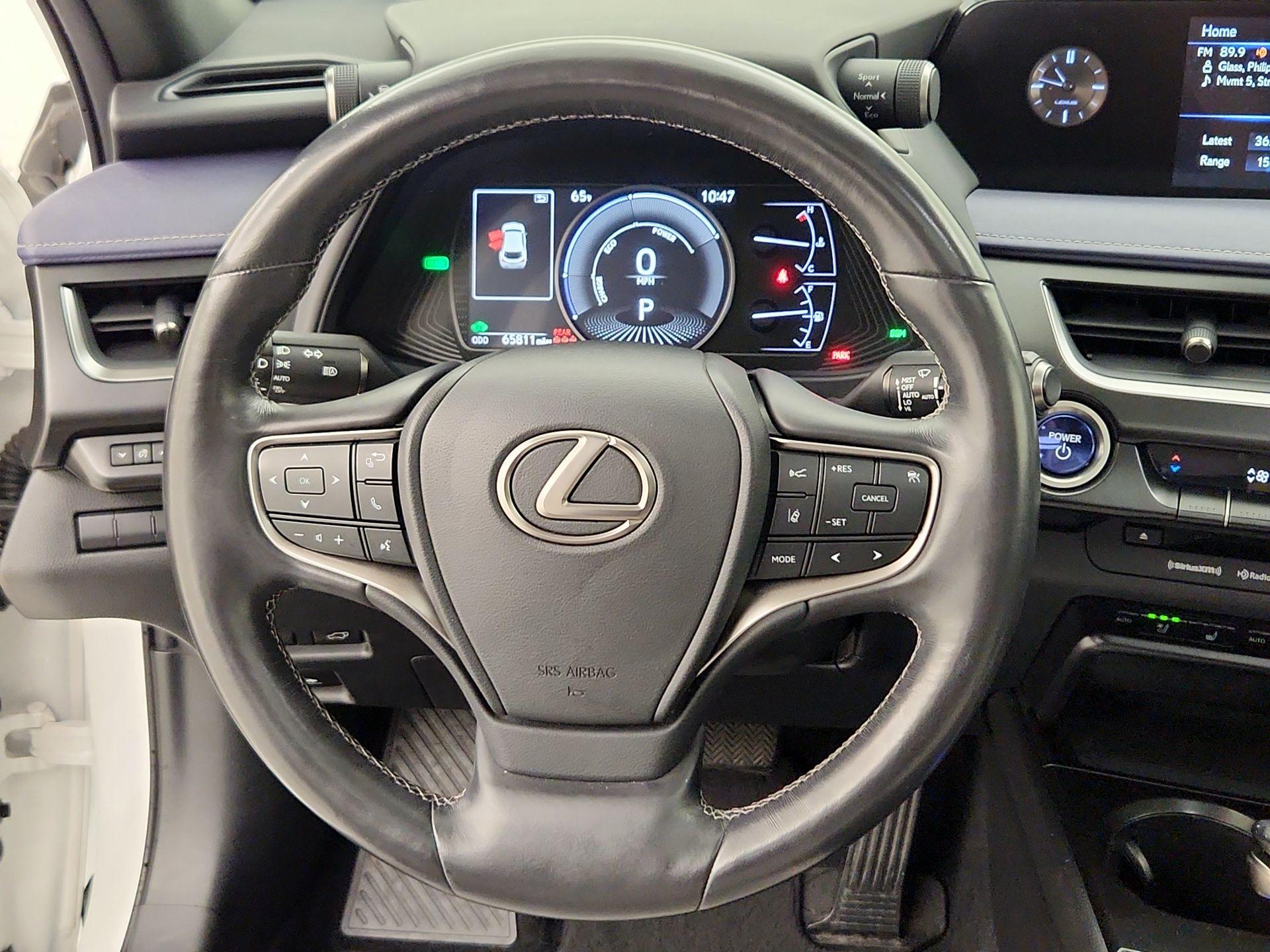 Thumbnail: 2020 Lexus UX - 10