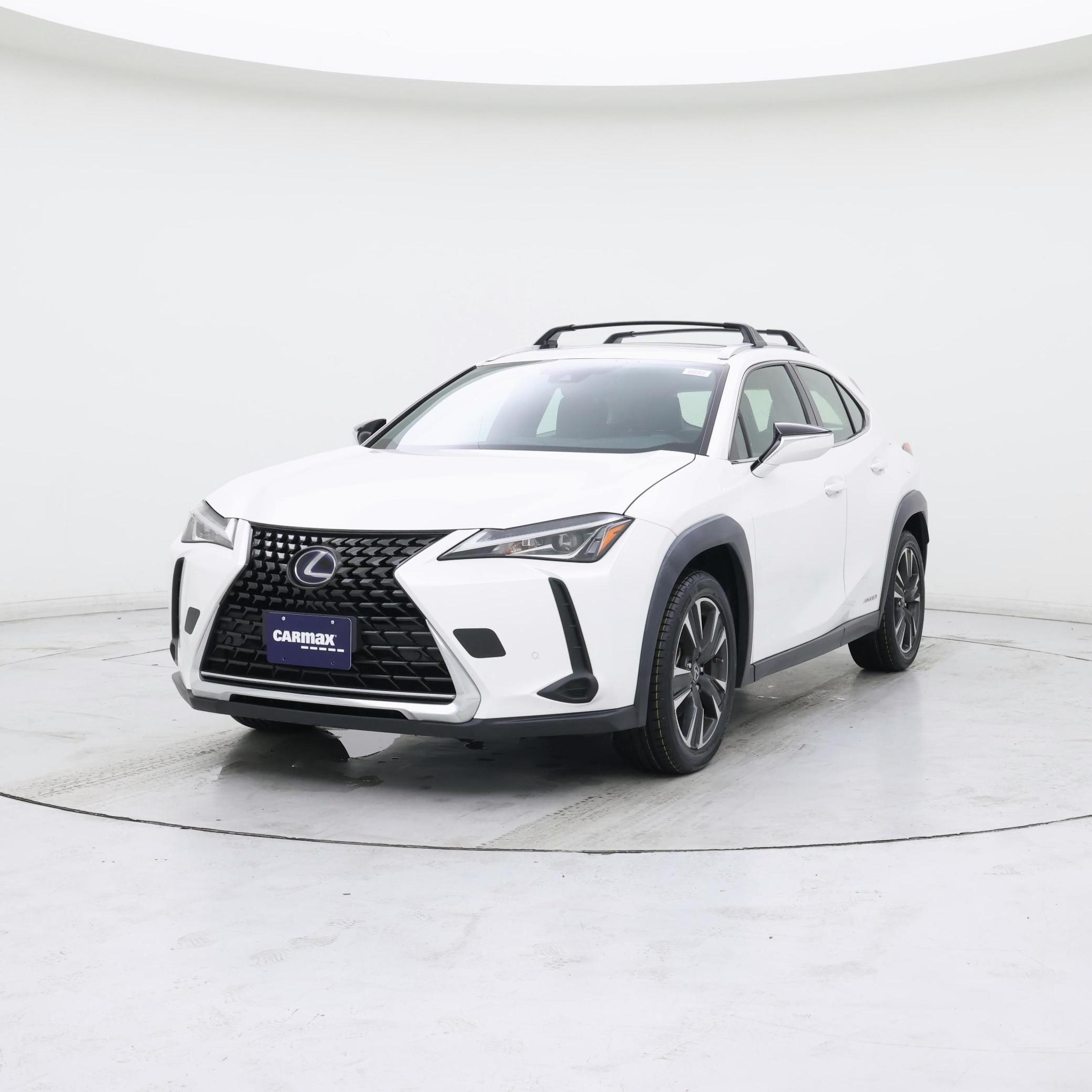Thumbnail: 2020 Lexus UX - 4