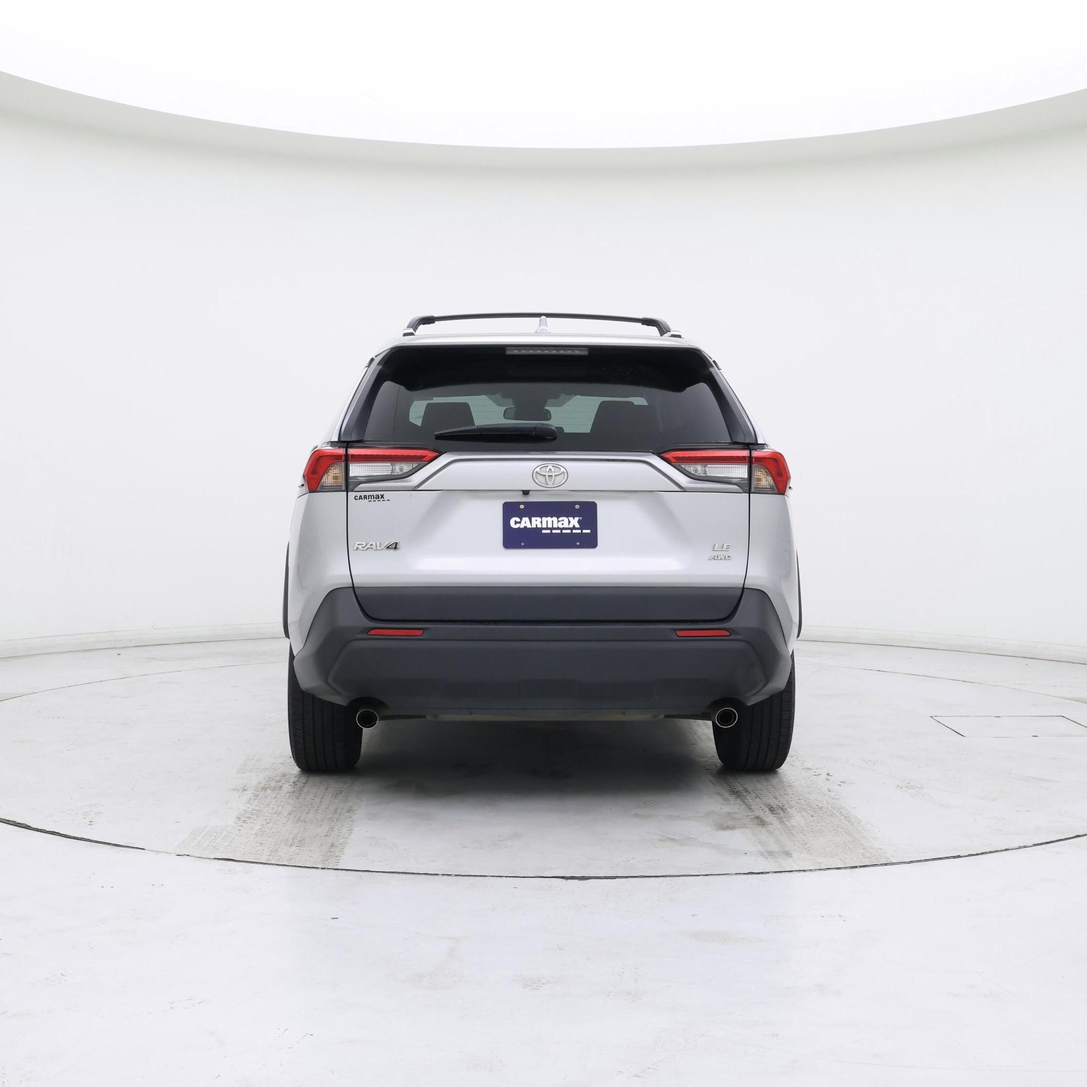 Thumbnail: 2021 Toyota RAV4 - 6