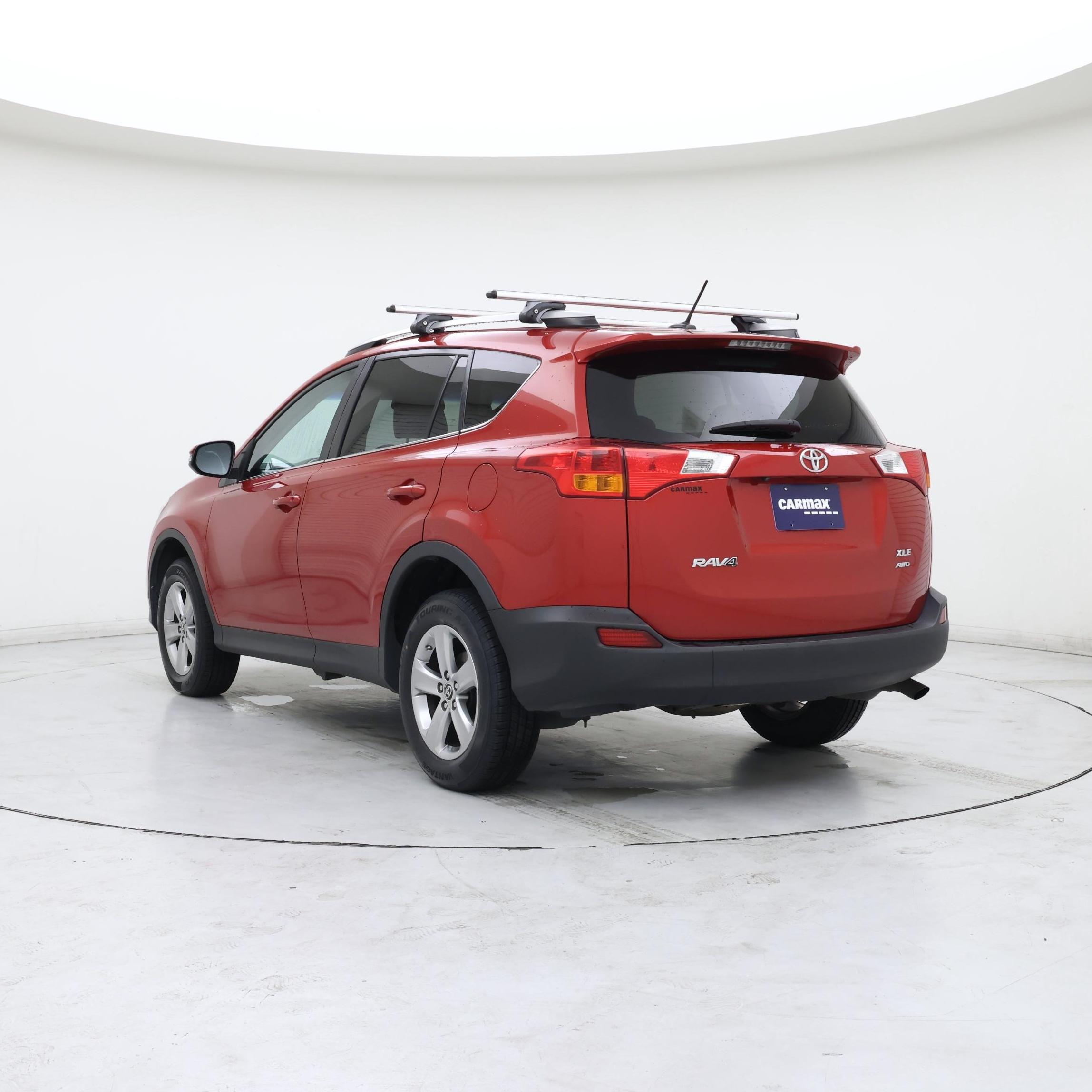 Thumbnail: 2015 Toyota RAV4 - 2