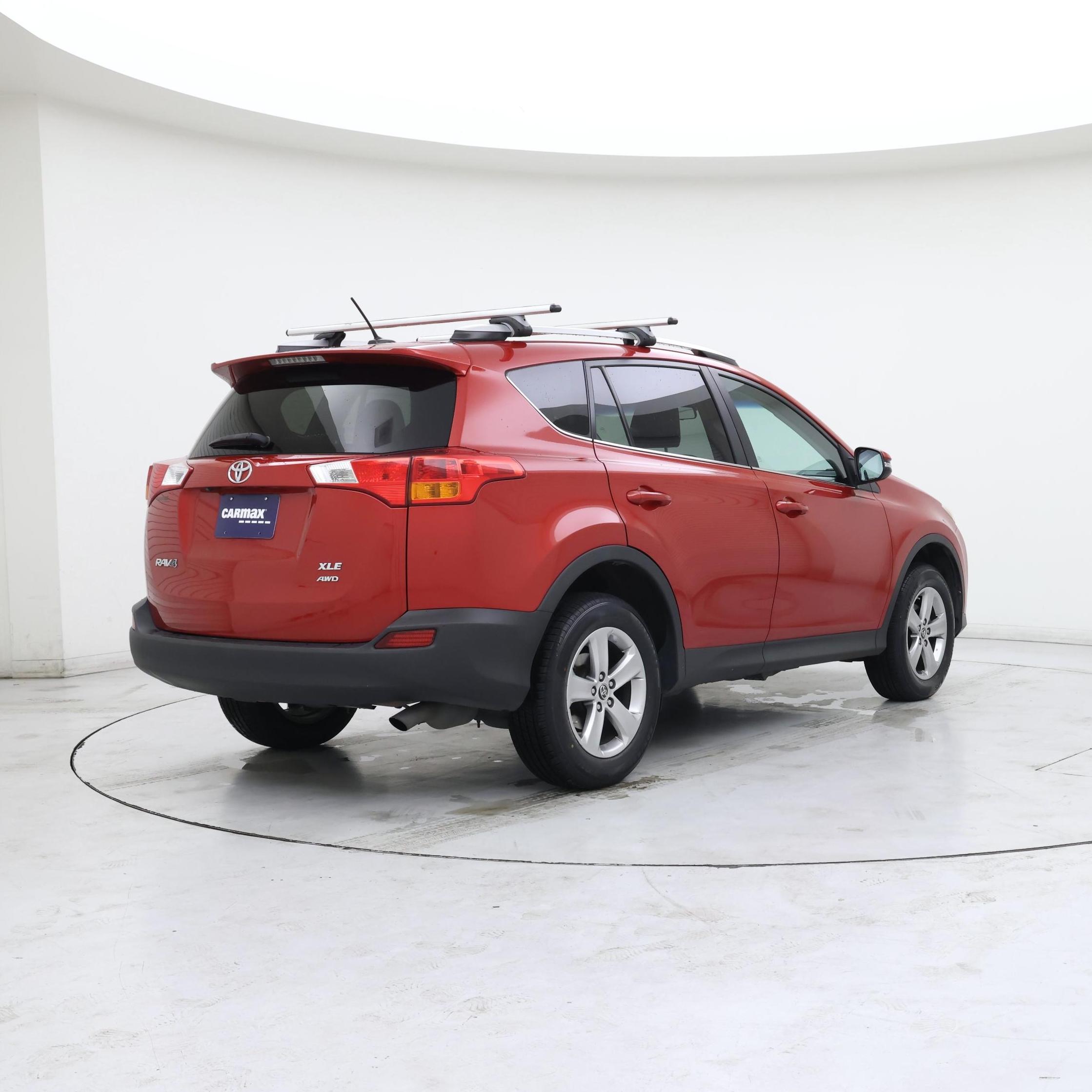 Thumbnail: 2015 Toyota RAV4 - 8
