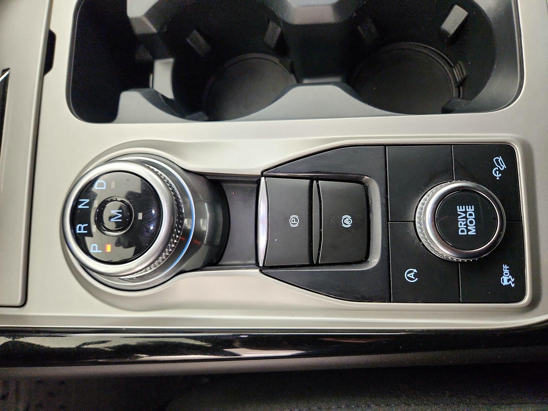 Thumbnail: 2023 Ford Explorer - 18