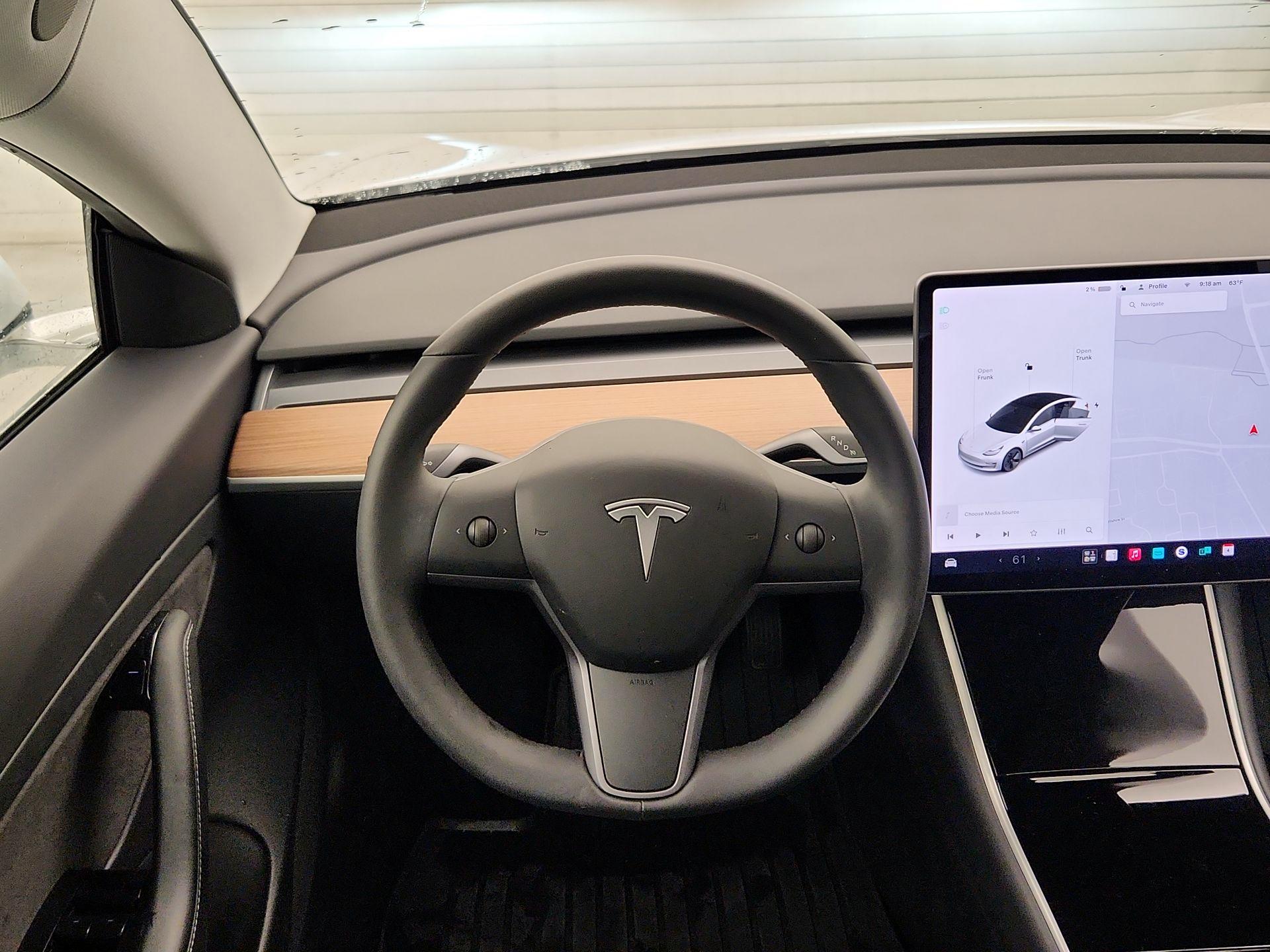 Thumbnail: 2020 Tesla Model 3 - 10