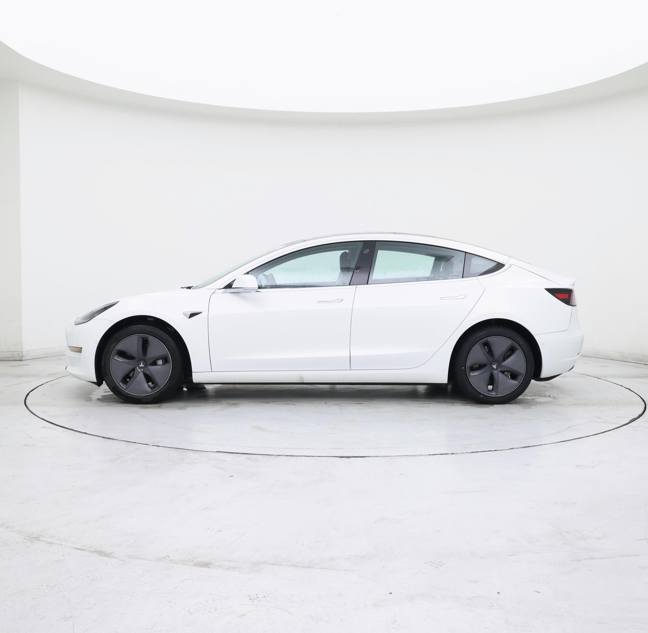 Thumbnail: 2020 Tesla Model 3 - 3