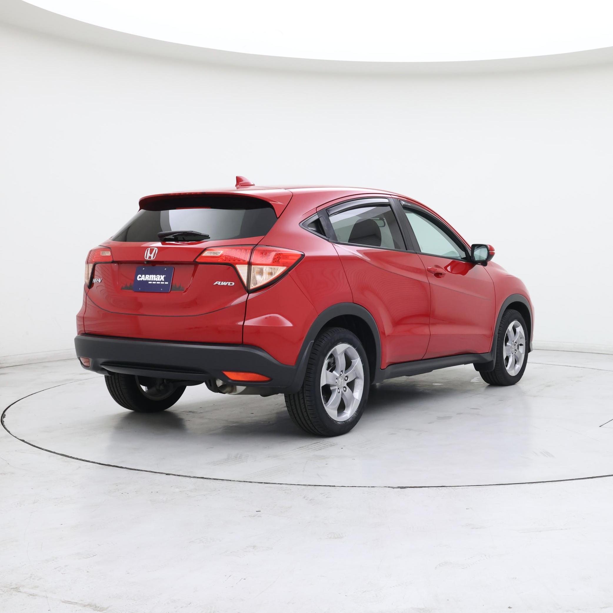Thumbnail: 2016 Honda HR-V - 8