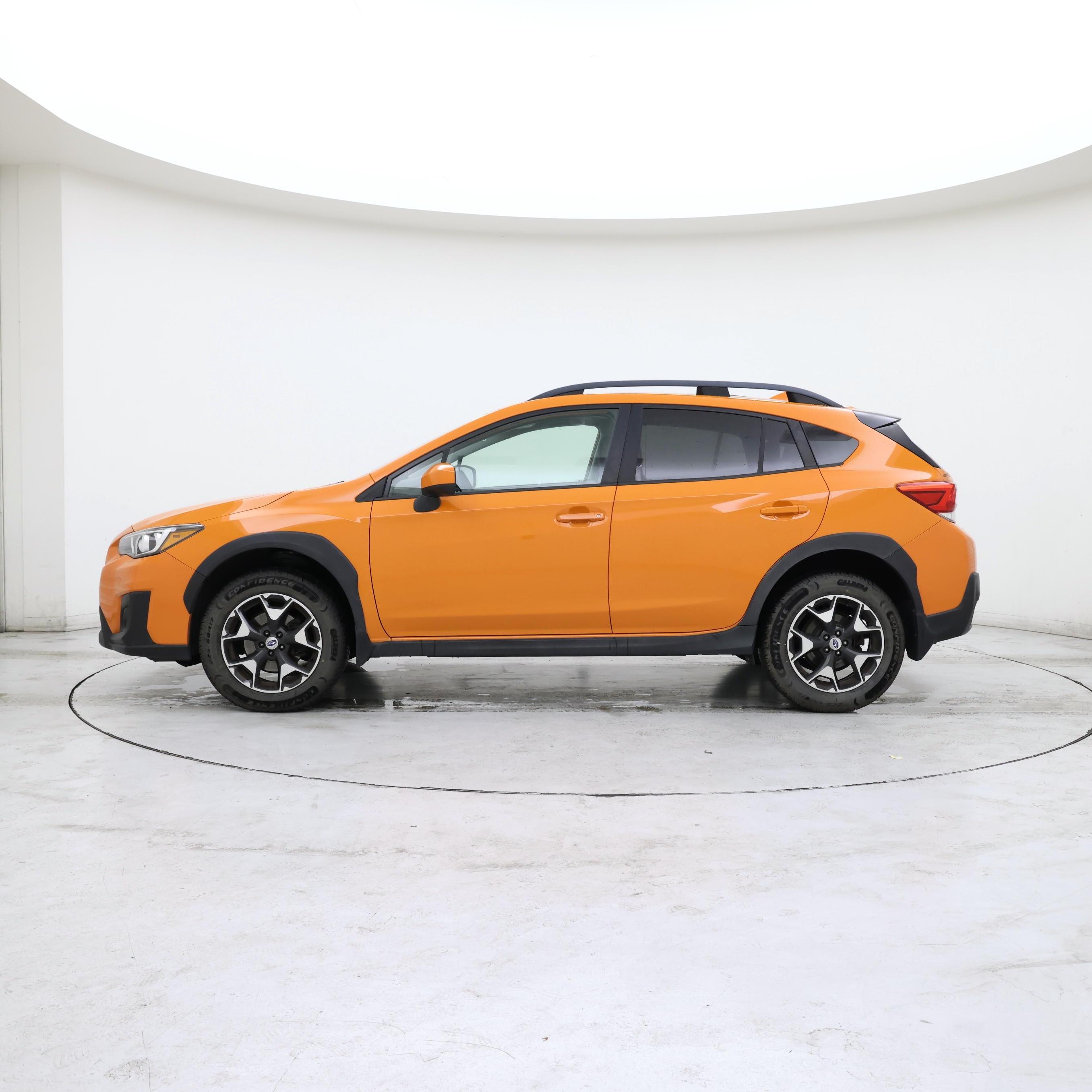 Thumbnail: 2018 Subaru Crosstrek - 3