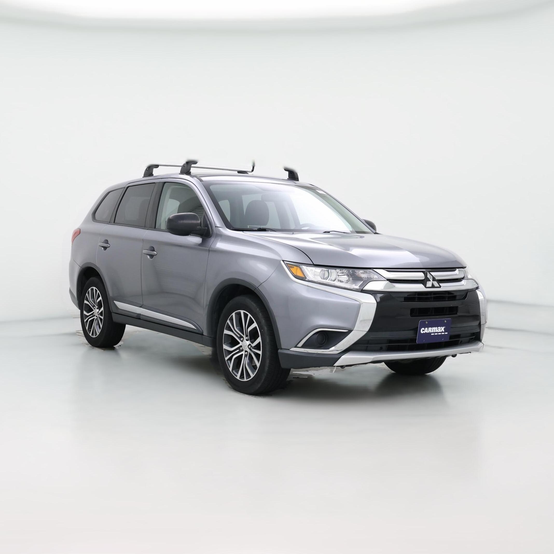 Thumbnail: 2018 Mitsubishi Outlander - 1