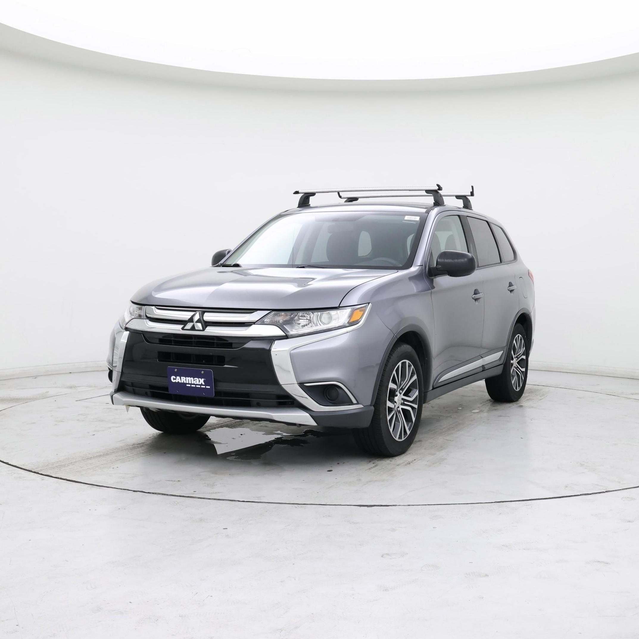 Thumbnail: 2018 Mitsubishi Outlander - 4