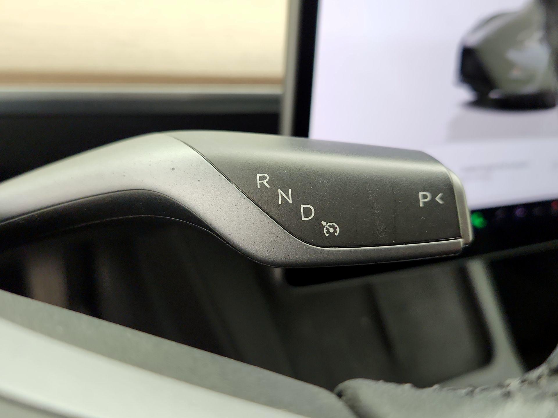Thumbnail: 2023 Tesla Model 3 - 17