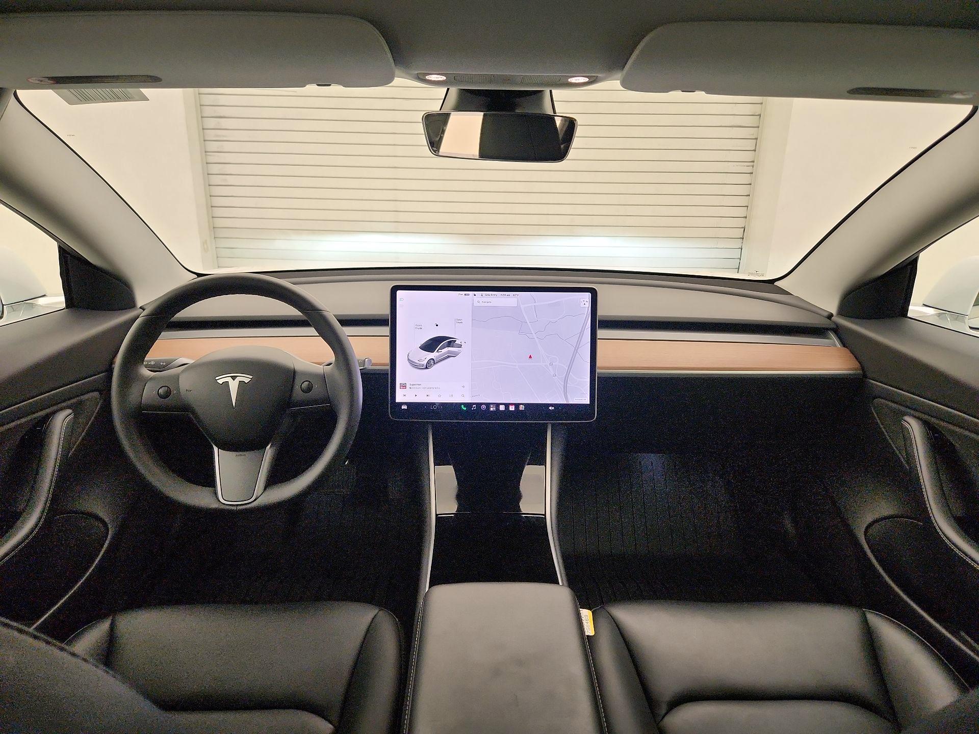 Thumbnail: 2020 Tesla Model 3 - 9