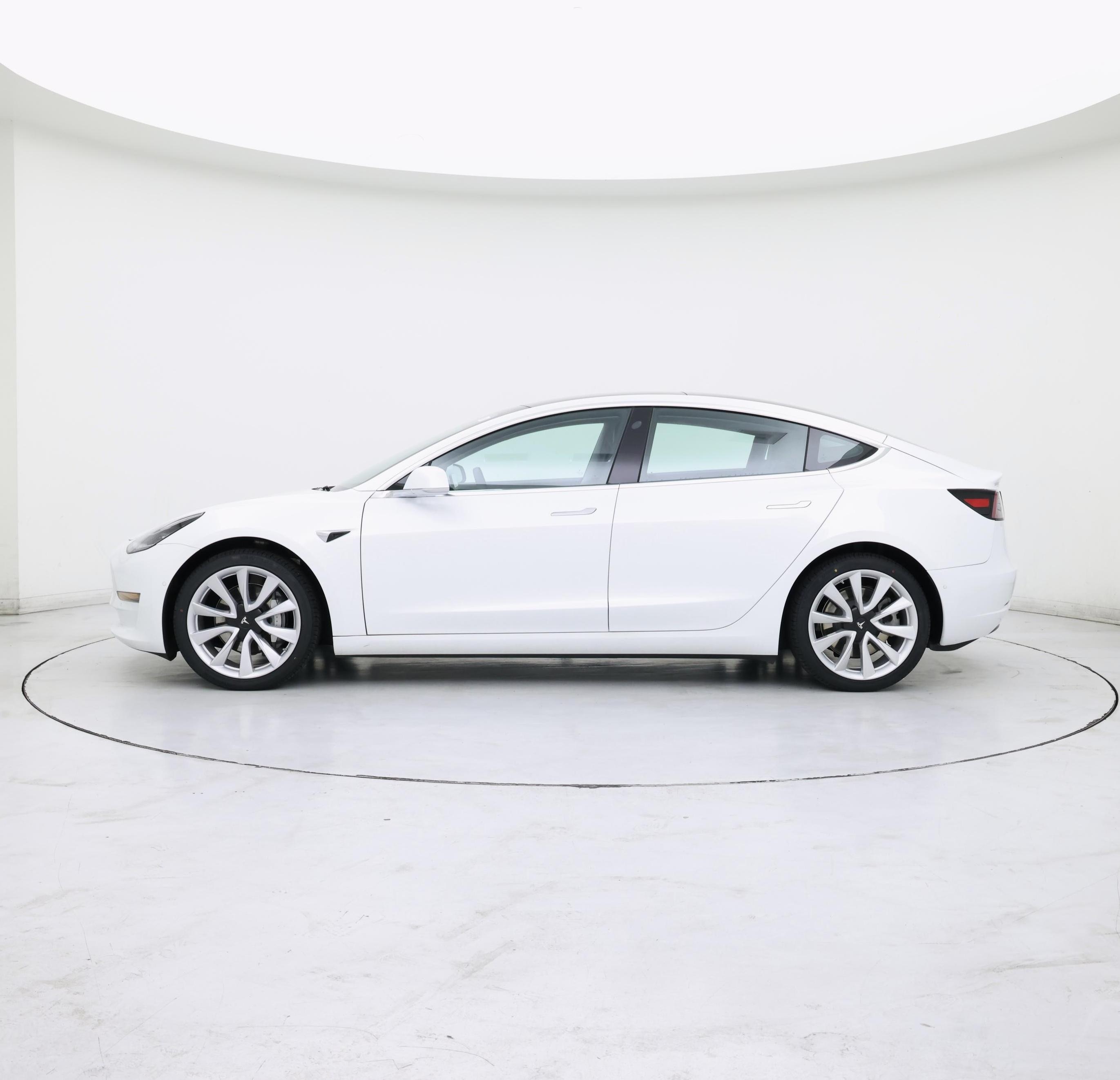 Thumbnail: 2020 Tesla Model 3 - 3