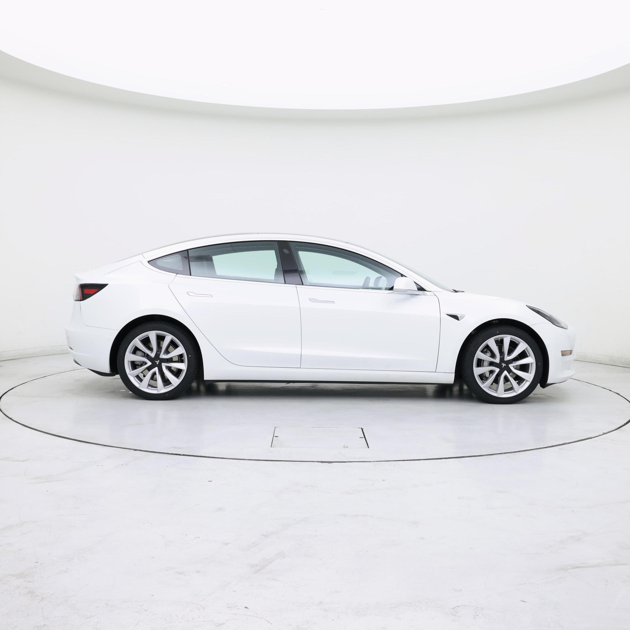 Thumbnail: 2020 Tesla Model 3 - 7