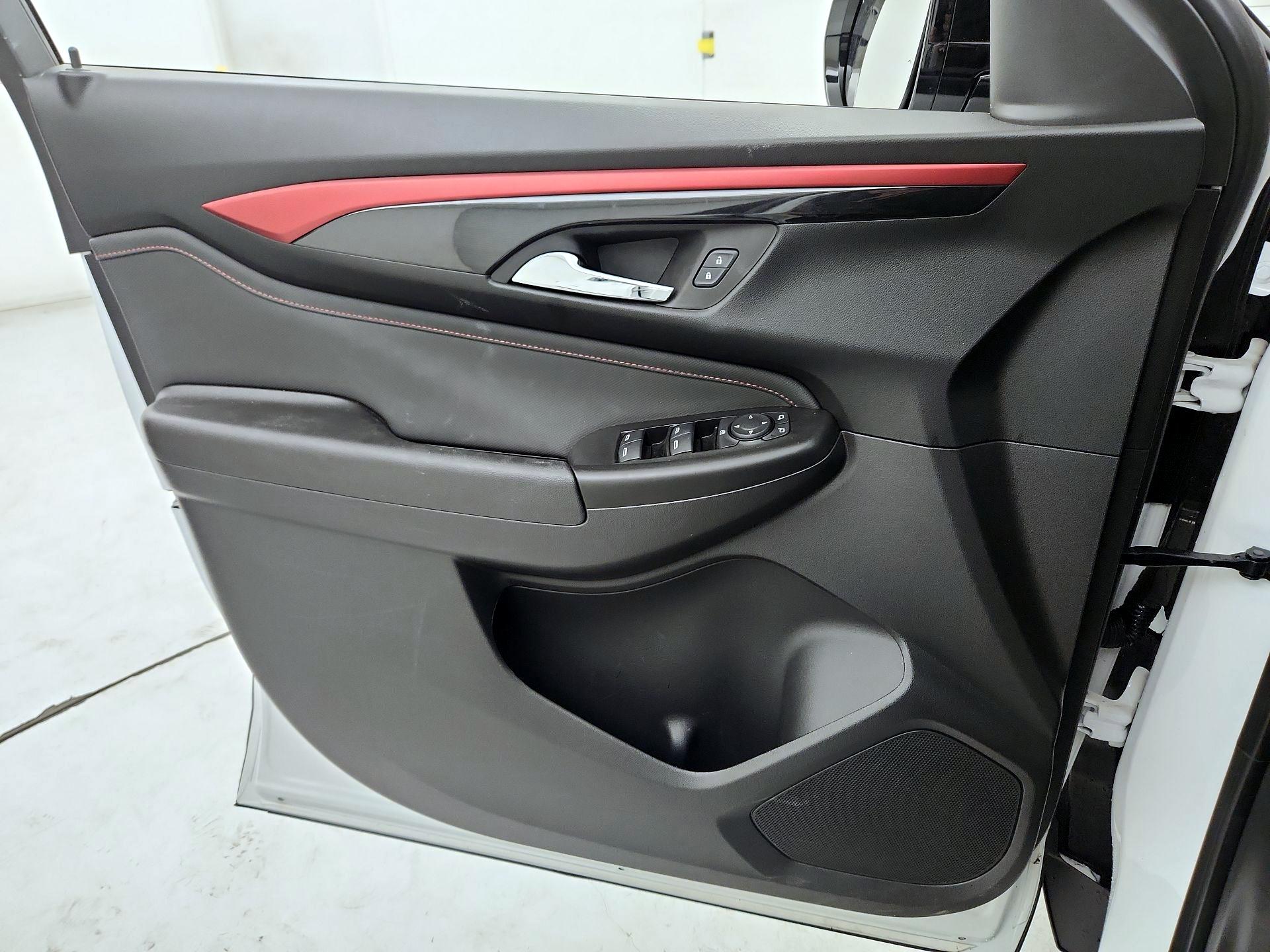 Thumbnail: 2024 Chevrolet TrailBlazer - 12