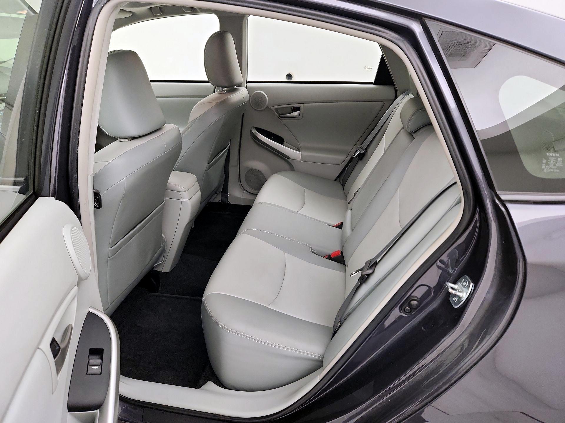 Thumbnail: 2015 Toyota Prius - 20