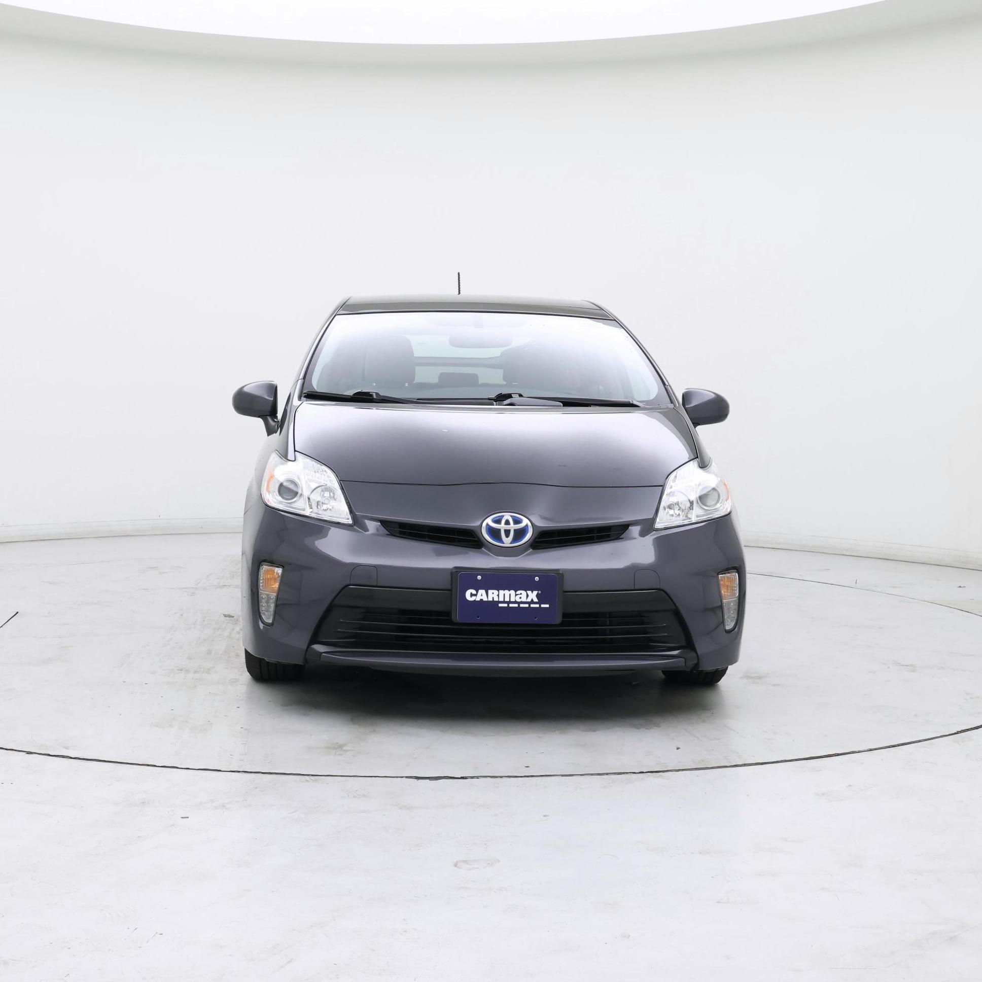 Thumbnail: 2015 Toyota Prius - 5