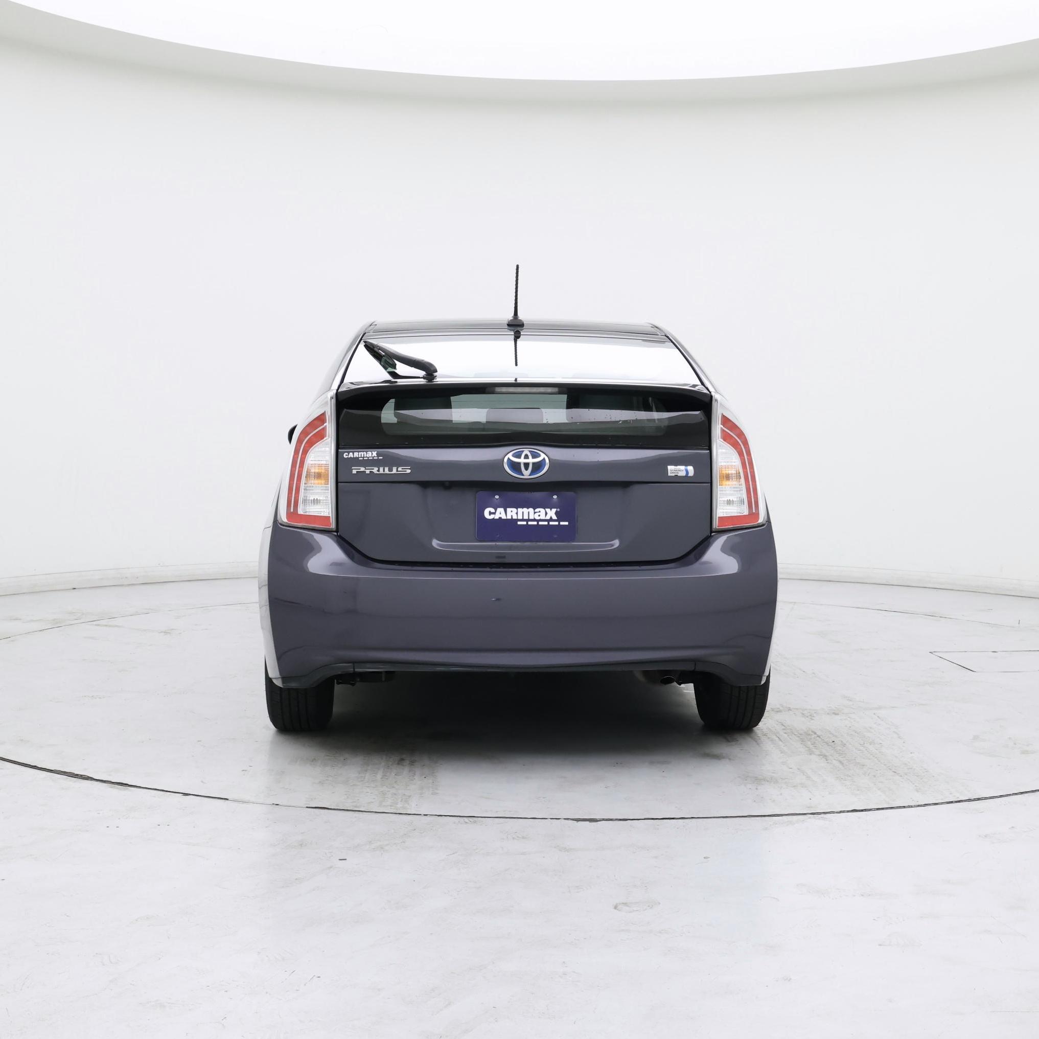 Thumbnail: 2015 Toyota Prius - 6