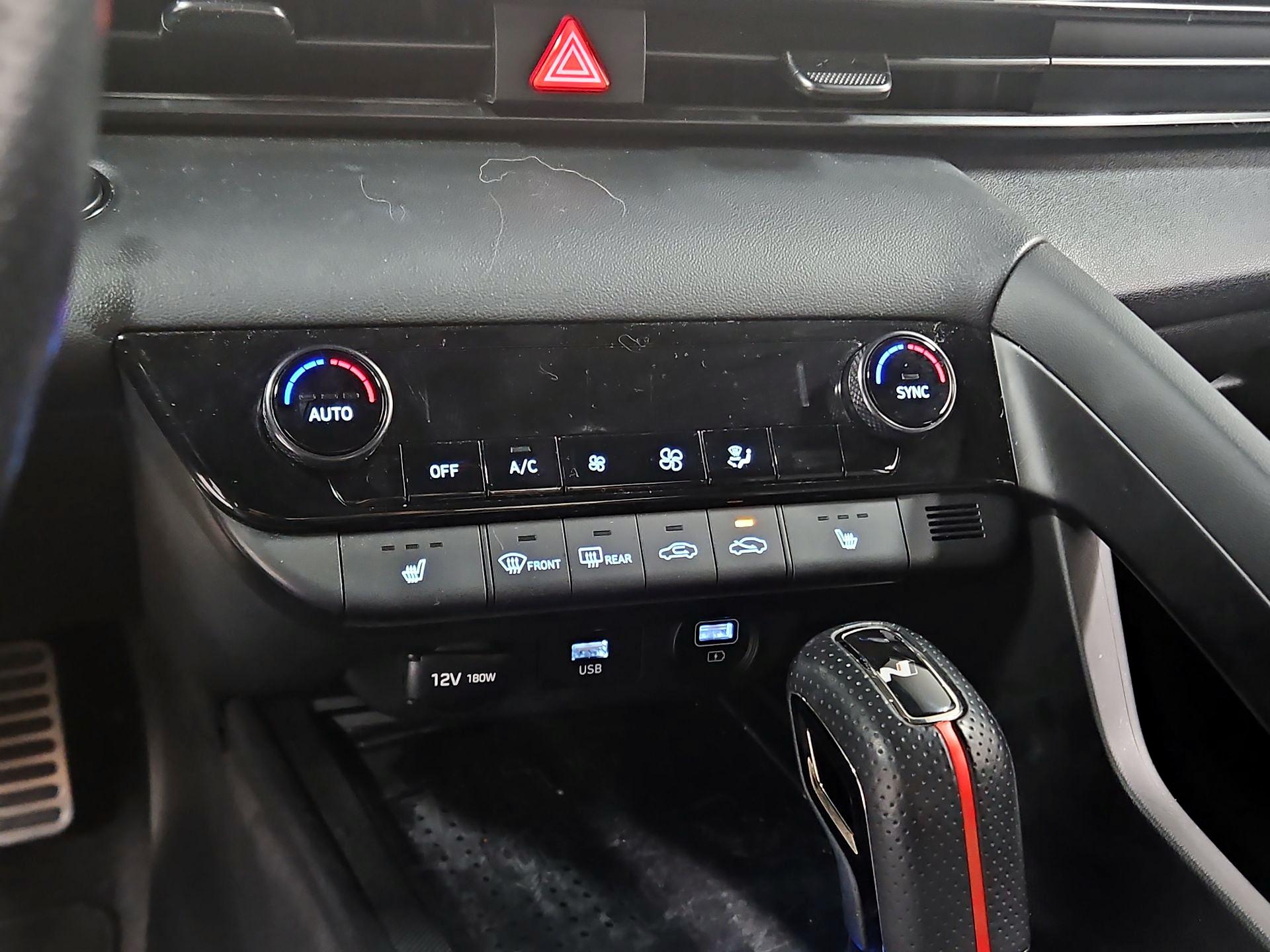 Thumbnail: 2021 Hyundai Elantra - 16